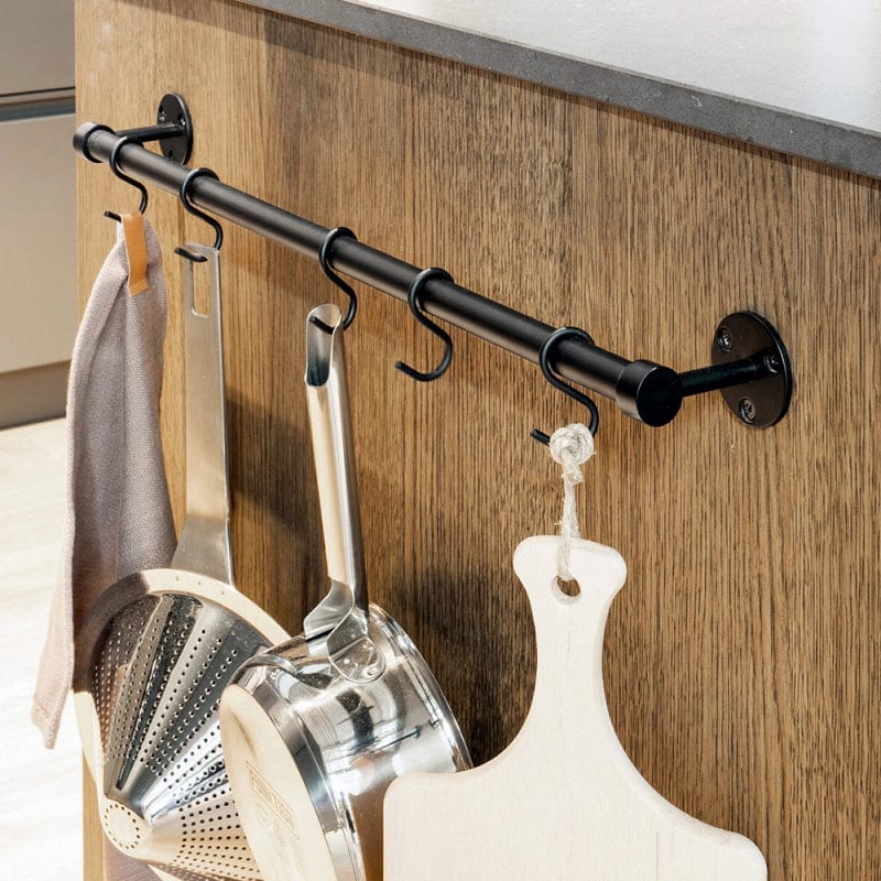 Aveny | Køkkenstang i Mat Sort - inkl. 6 kroge - 640 mm L 640 mm x D 70 mm Beslag Design 948002-41 FINICC