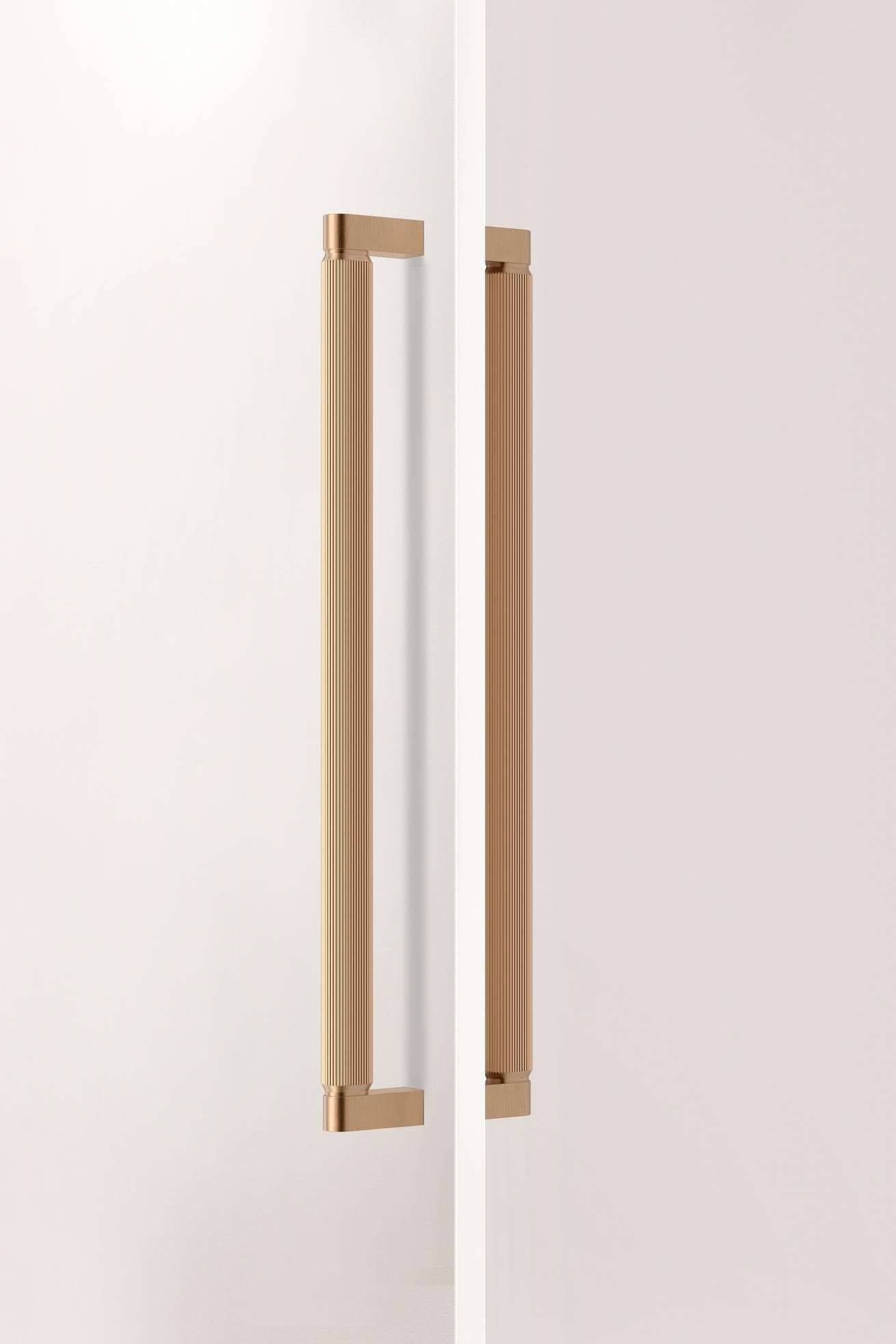 Brooklyn Big | Pull Bar i Cava Messing - Dobbeltsidet montering Viefe FINICC