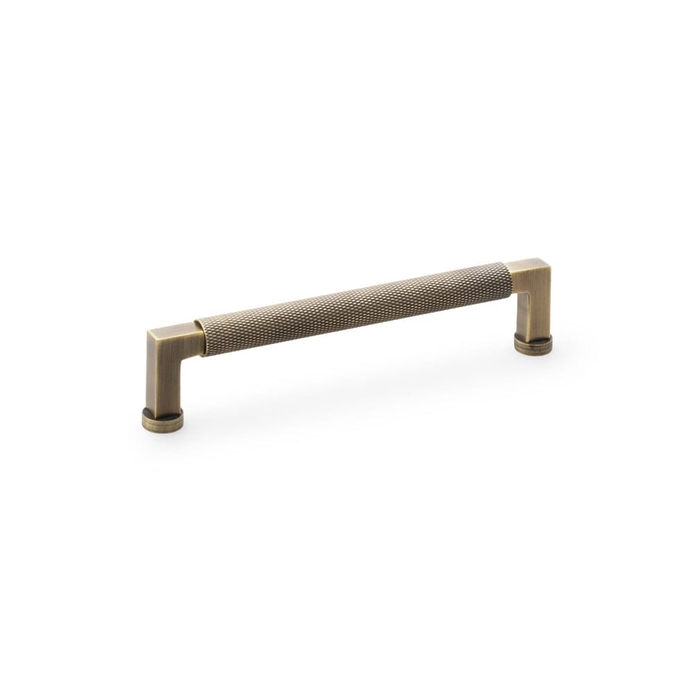 Camille | Greb i Antik Messing L 175 mm (C/C 160 mm) Alexander & Wilks AW819-160-AB FINICC