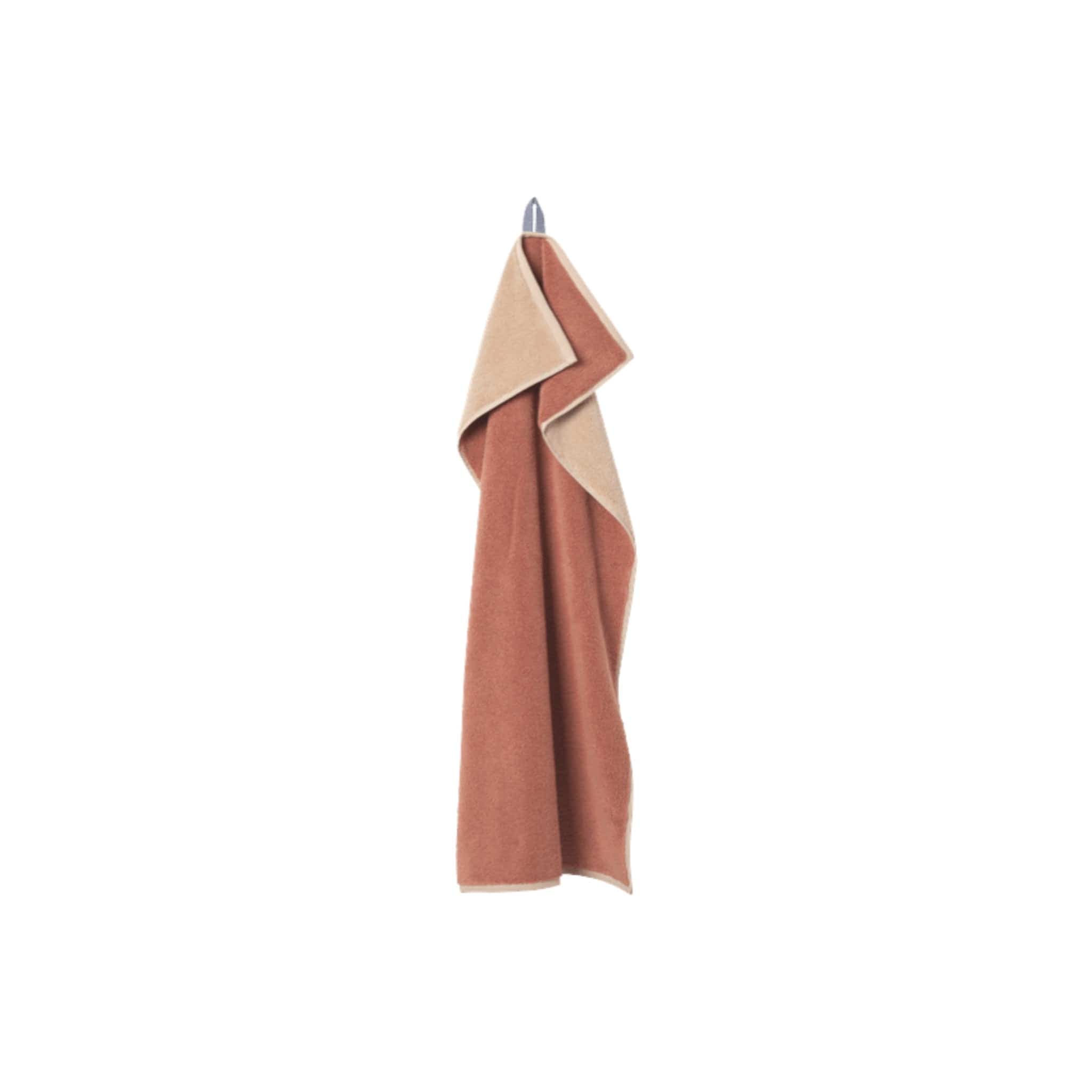 Ekko | Håndklæde i Mocha/Cashmere Ferm Living FINICC