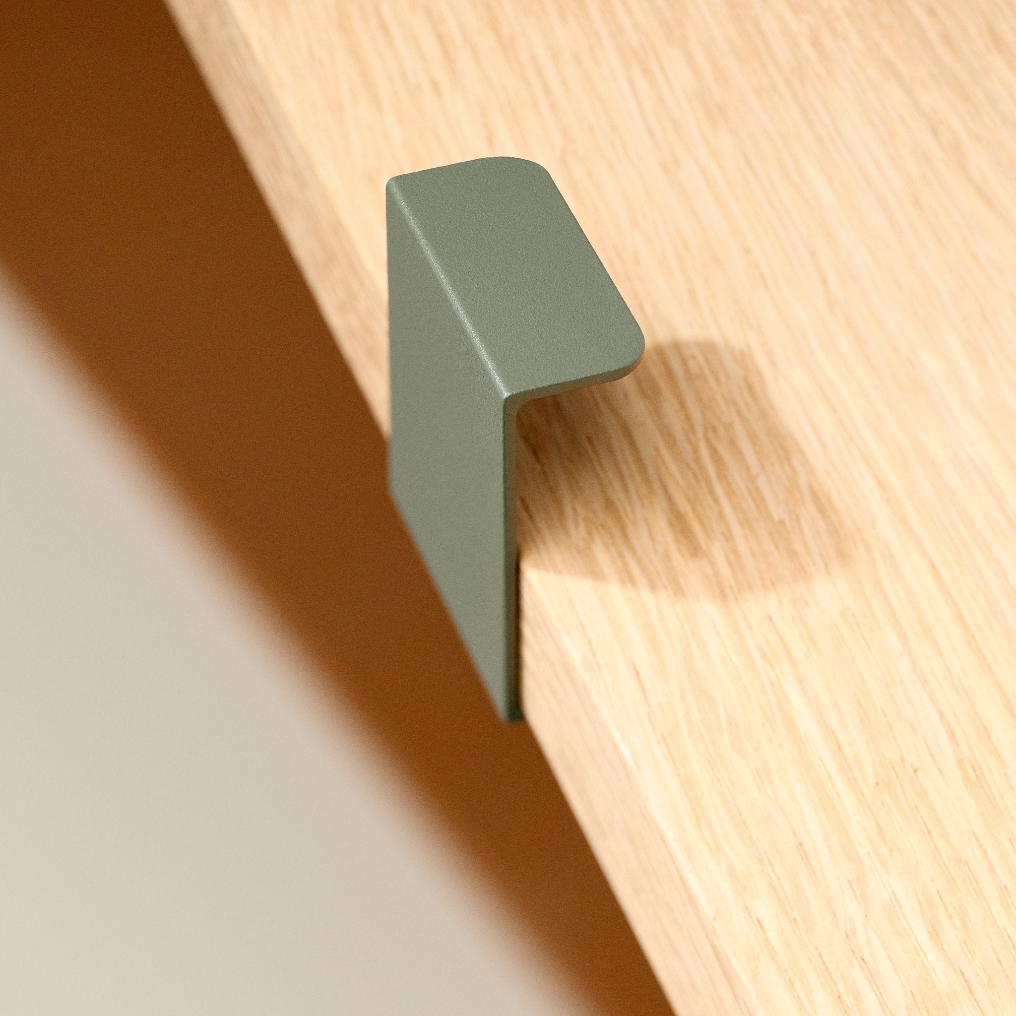 Hide | Profilgreb i Ash Green L 40 mm Toniton 401068-11 FINICC