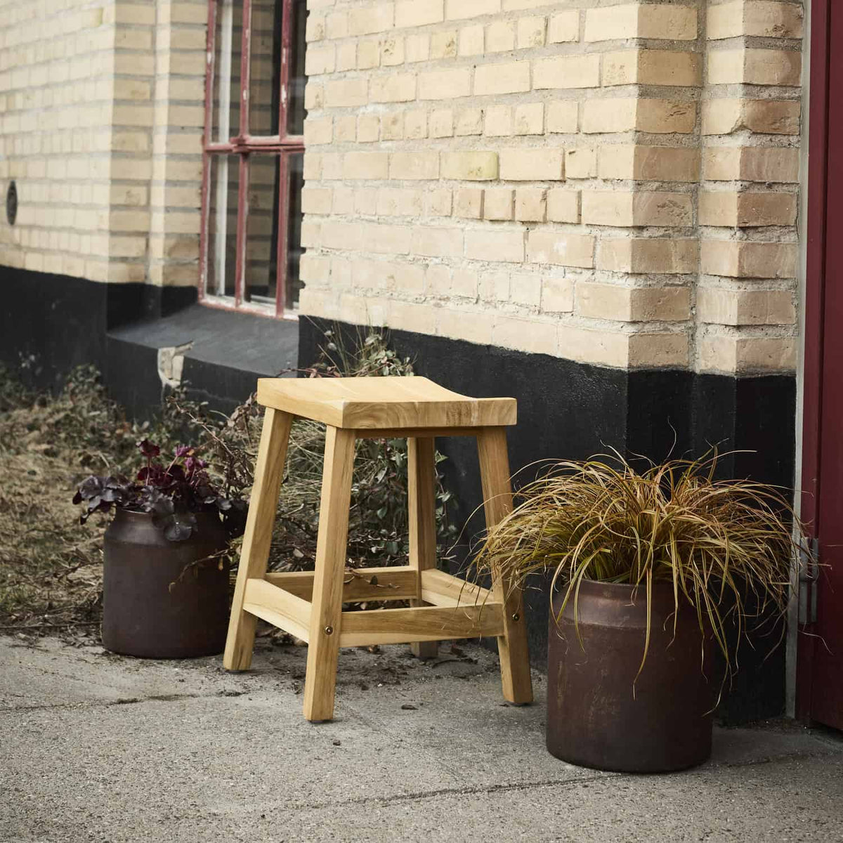 Iowa | Taburet i Teak L 37 cm x B 46,5 cm Muubs MU-8990000110 FINICC