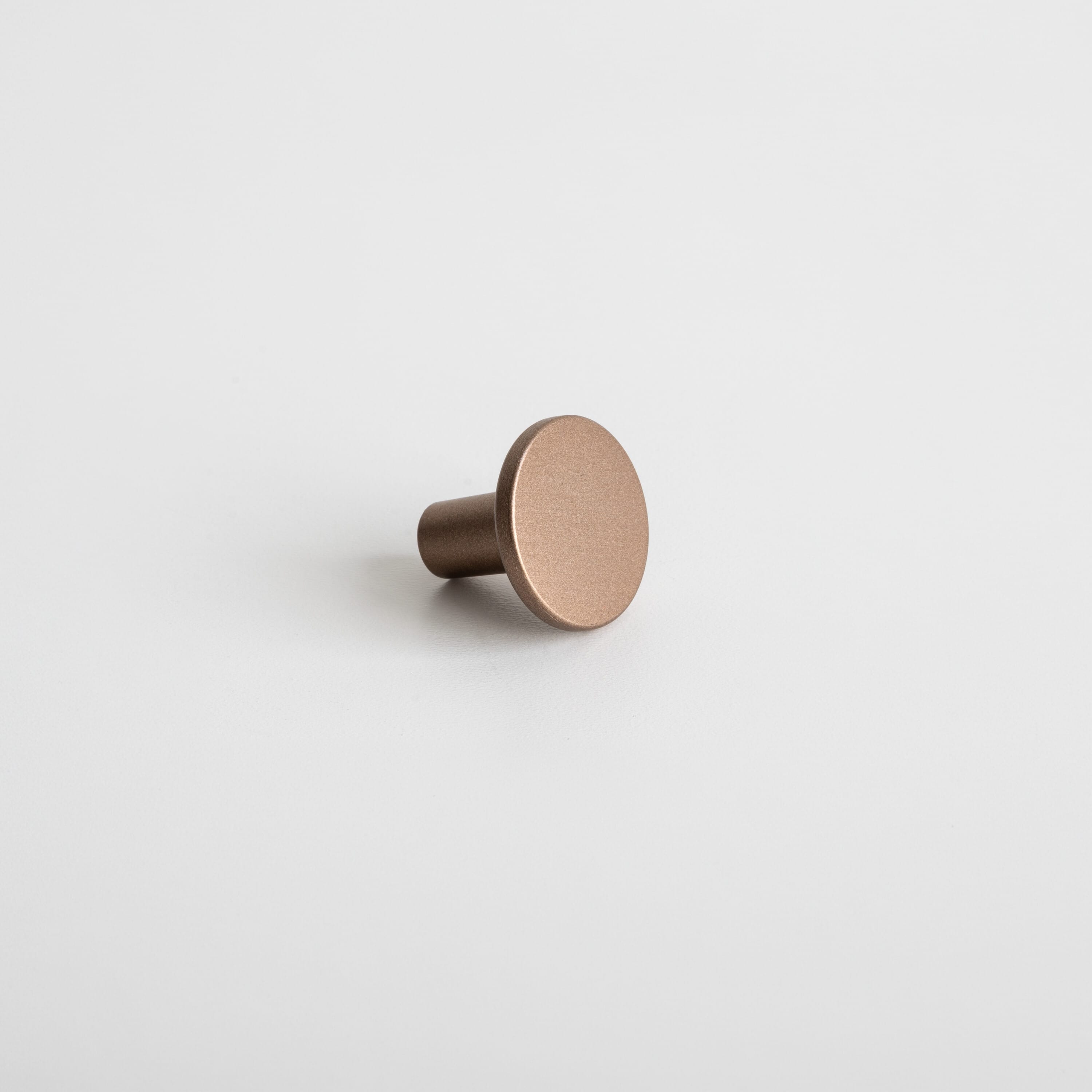 Lund | Knop i Bronze finish Ø 25 mm x D 22 mm Beslag Design BD-339420-11 FINICC