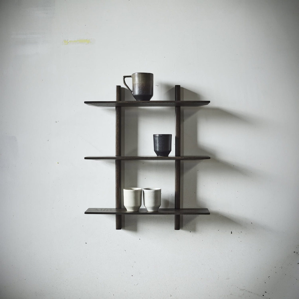 Noir Small | Hylde i Mørkbejdset Eg L 50 cm x B 60 cm Muubs MU-9340000134 FINICC