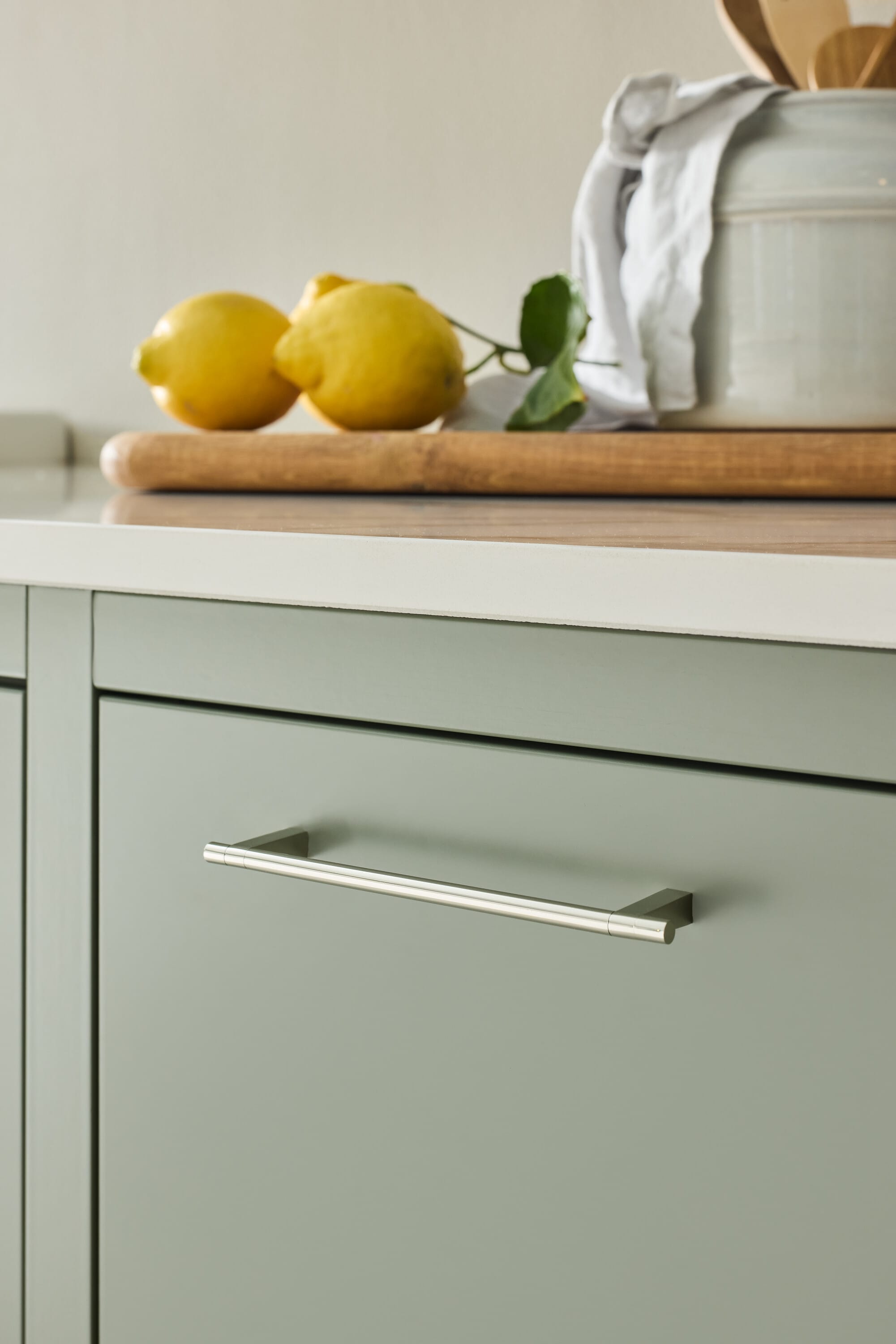 Petit | Greb i Rustfrit Stål finish Beslag Design FINICC