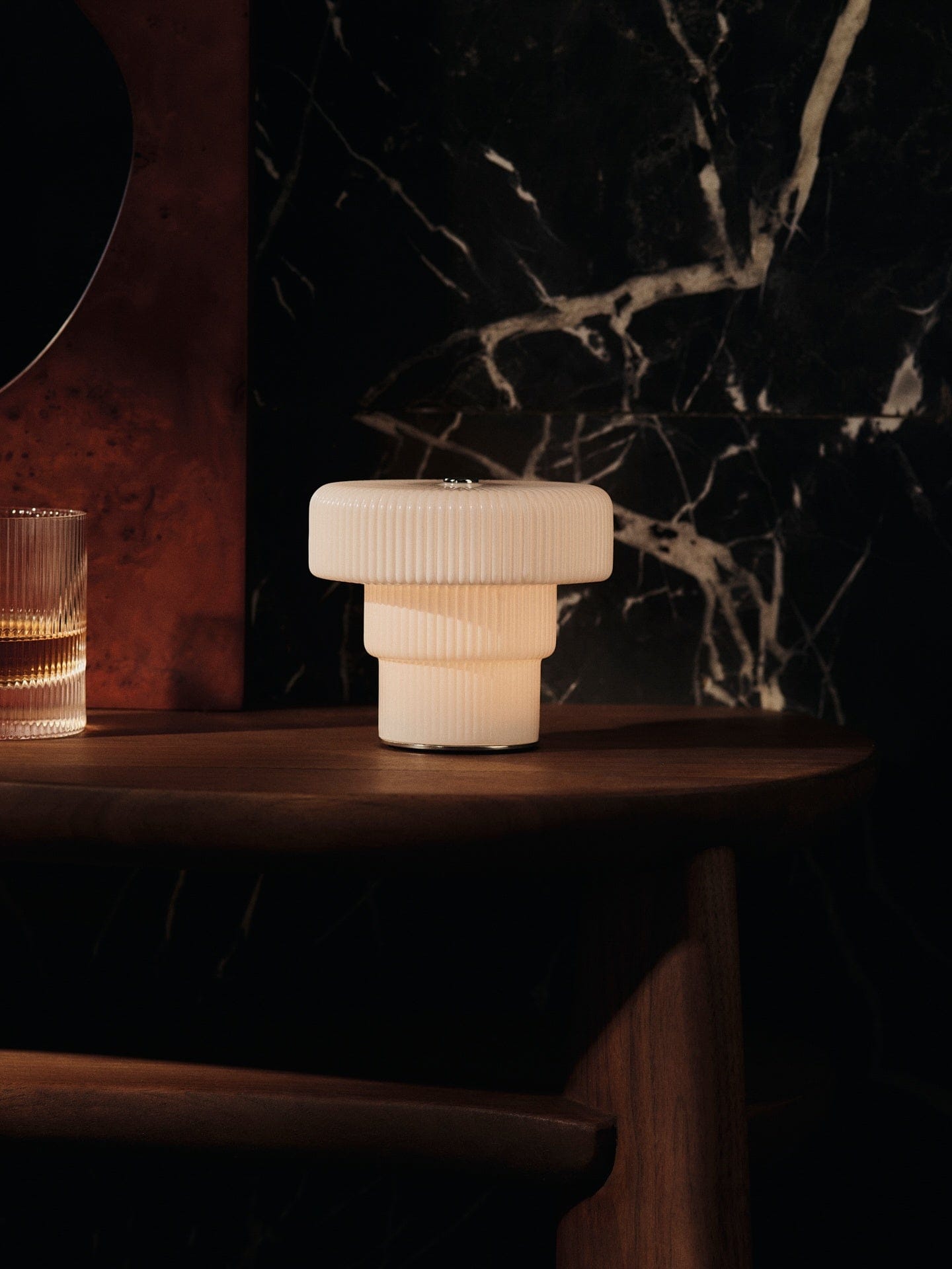 Ripple | Bordlampe i Hvid ferm LIVING 1104272107 FINICC