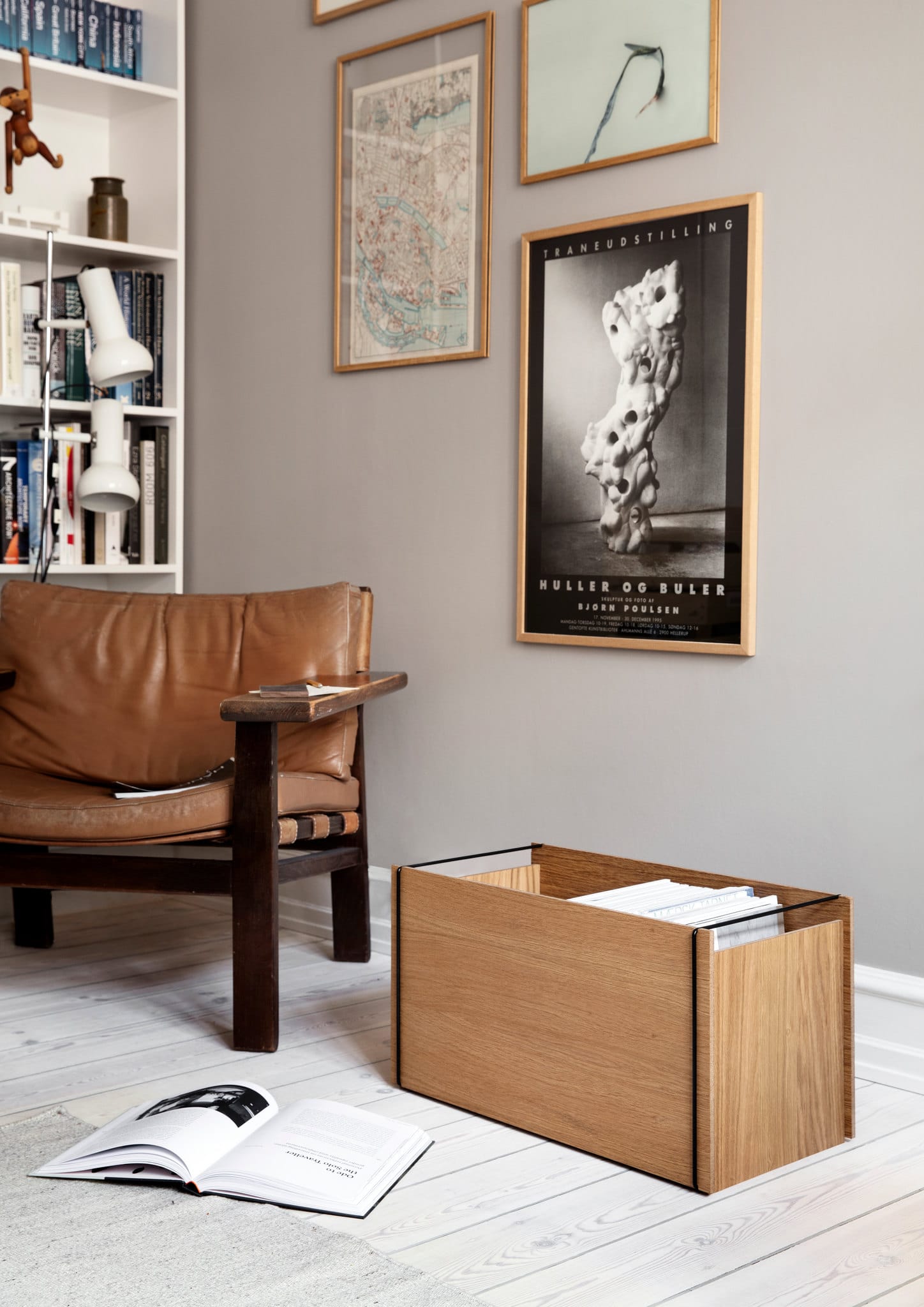Storage Box | Opbevaringskasse i Eg/Sort L 60 cm x B 33 cm Moebe MB-SBOBL FINICC