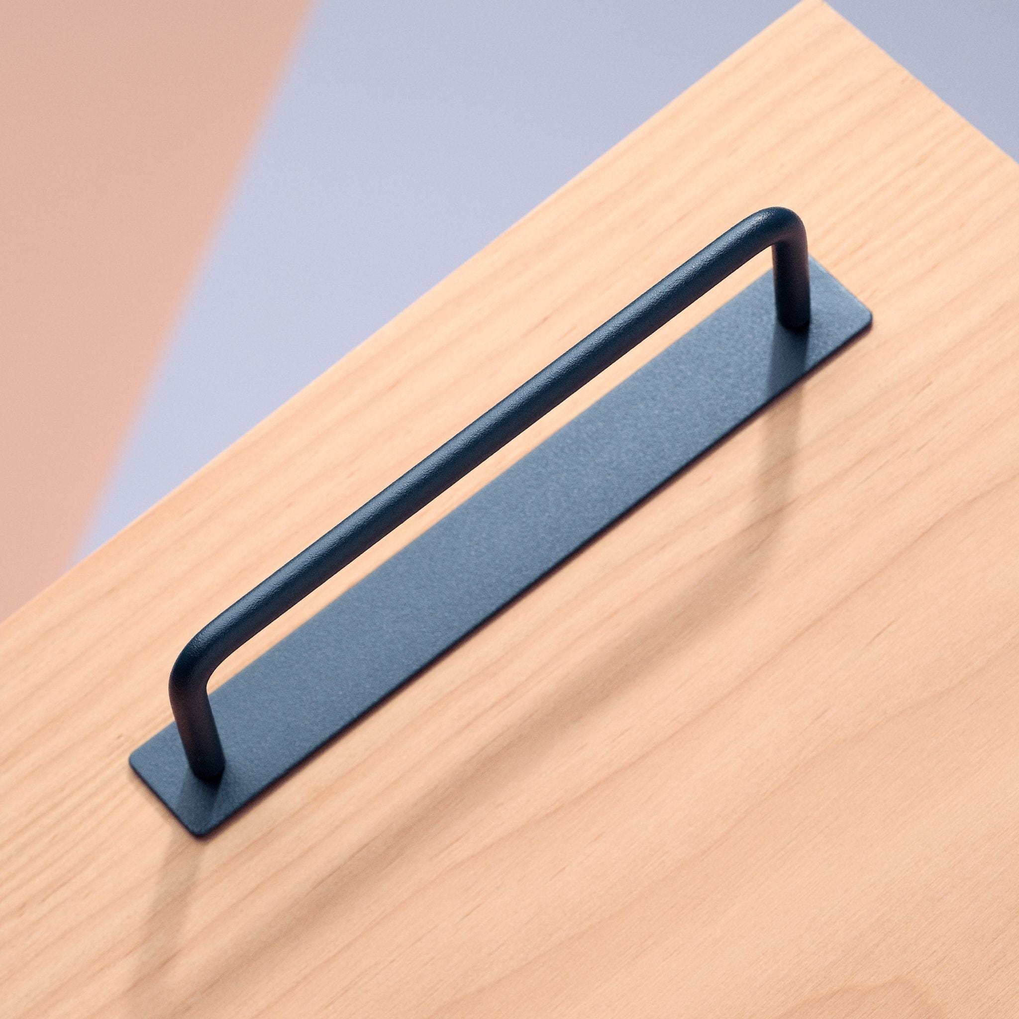 Thread | Greb i Deep Blue - med løs bagplade L 136 mm (C/C 128 mm) Toniton 401049-11 FINICC