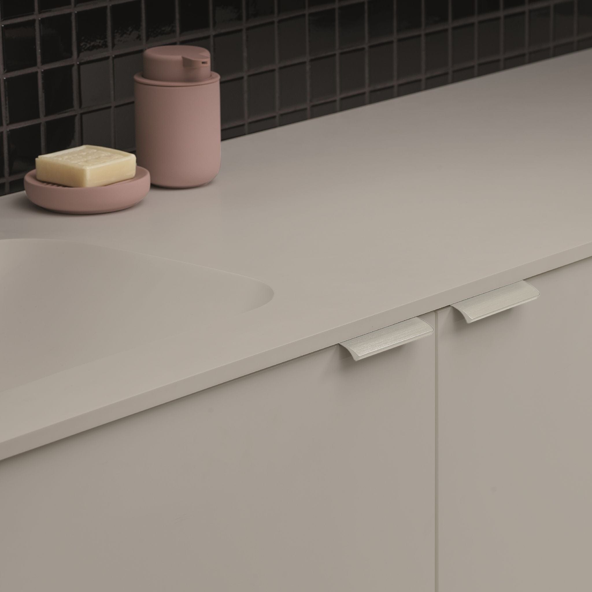 Edge Straight | Greb i Beige Furnipart FINICC