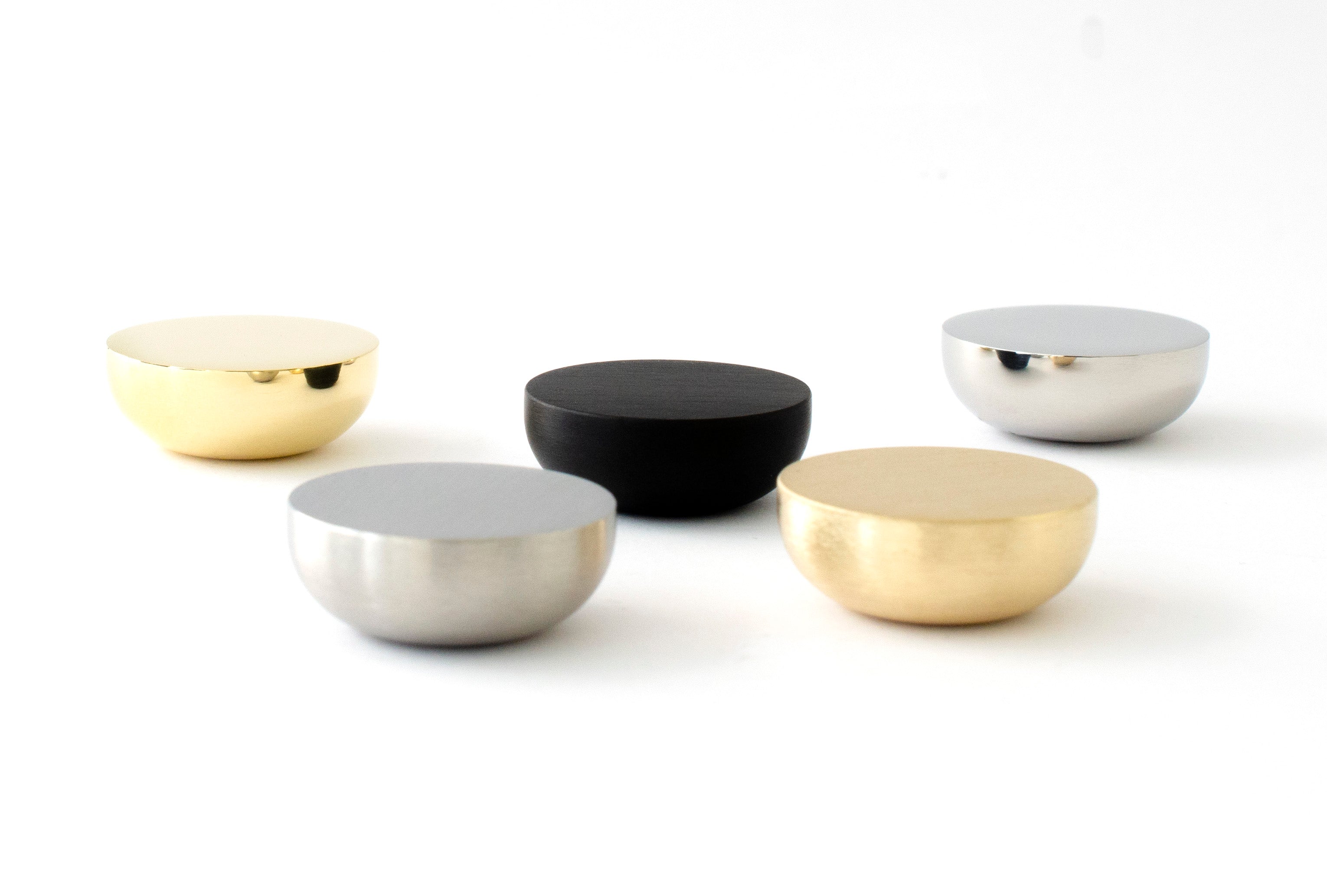 Kokeshi 3012 | Knop i Børstet Rustfrit Stål Ø 30 mm x D 12 mm BB Sweden BB-KN51RB FINICC