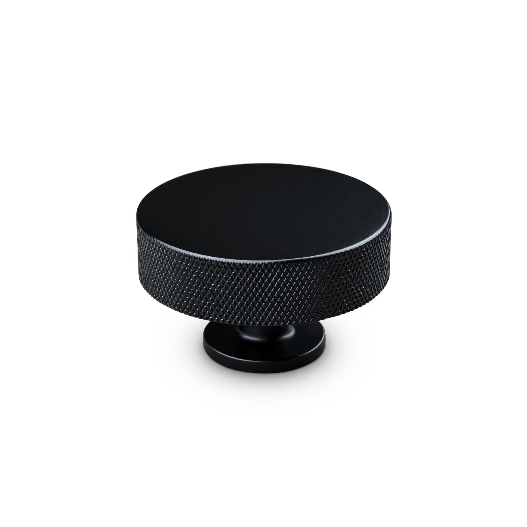 Sassari Cross | Knop i Mat Sort Ø 50 mm x D 30 mm Theofils TF-10200212 FINICC