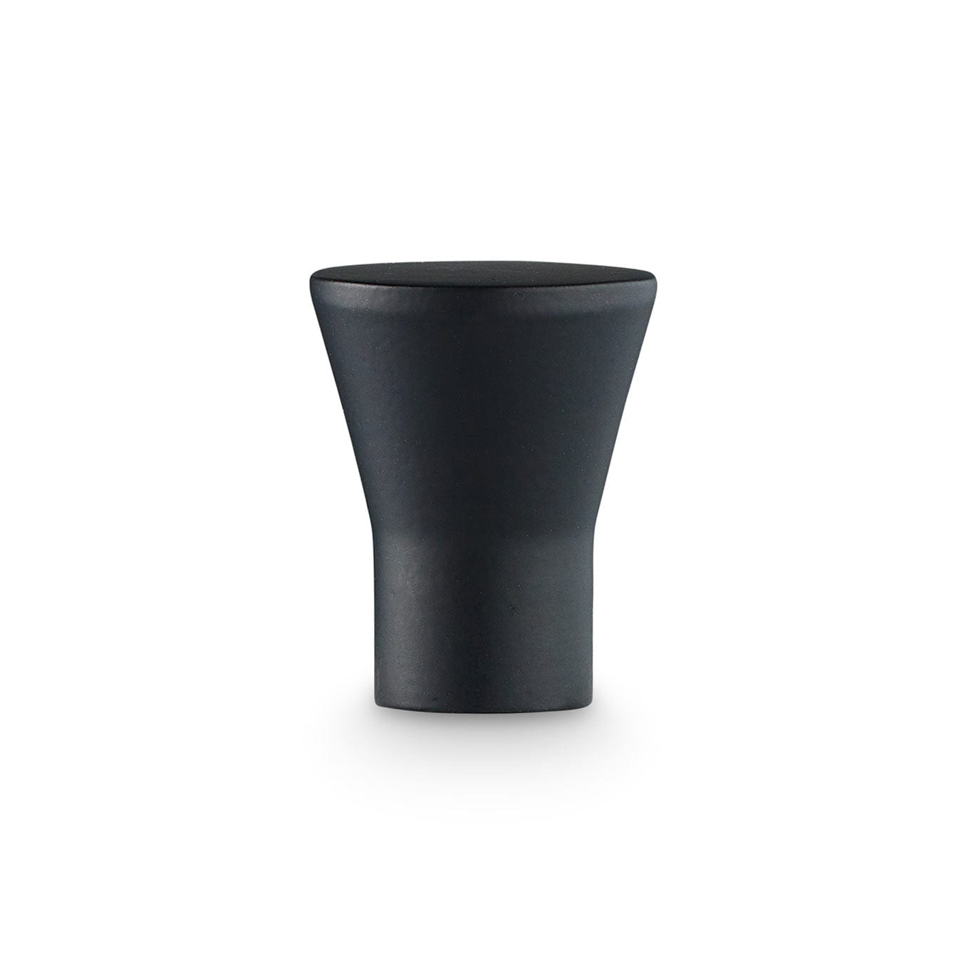 Slope | Knop/Knage i Mat Sort Ø 20 mm x D 20 mm H. Skjalm P. HSP-58KNSLS01 FINICC
