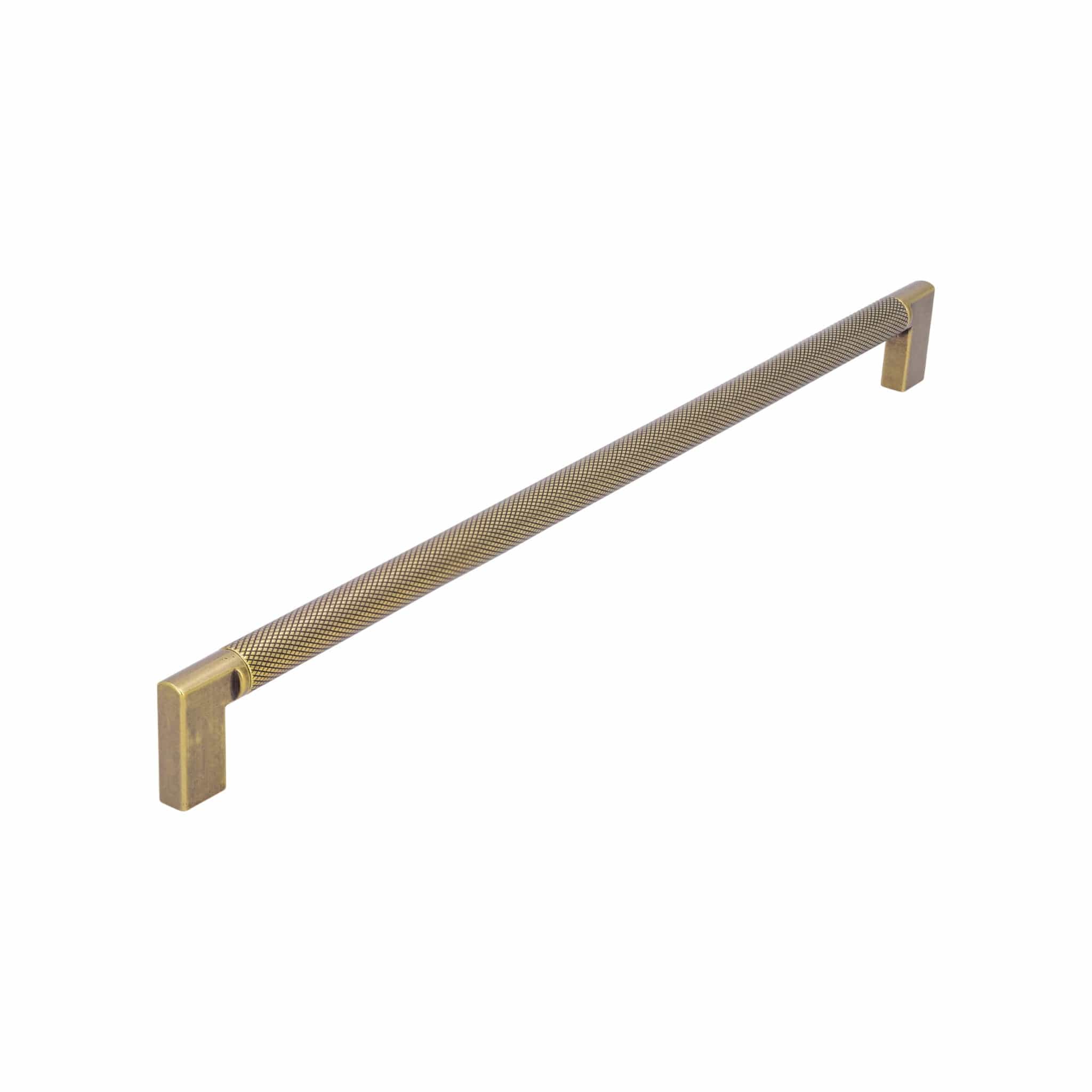 Arc | Greb i Antik Messing/Guld Finish L 334 mm (C/C 320 mm) SIRO SR-2457-334ZN83ZN83 FINICC