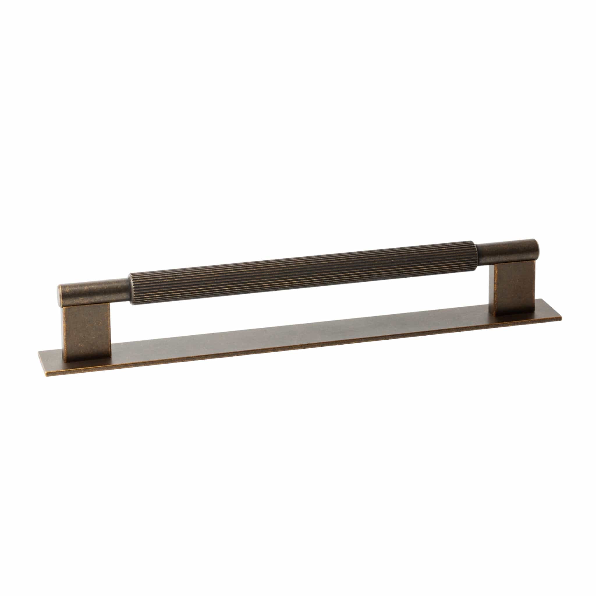 Arpa Back | Greb i Antik Messing med bagplade L 230 mm (C/C 192 mm) Viefe VF-0588192L623 FINICC