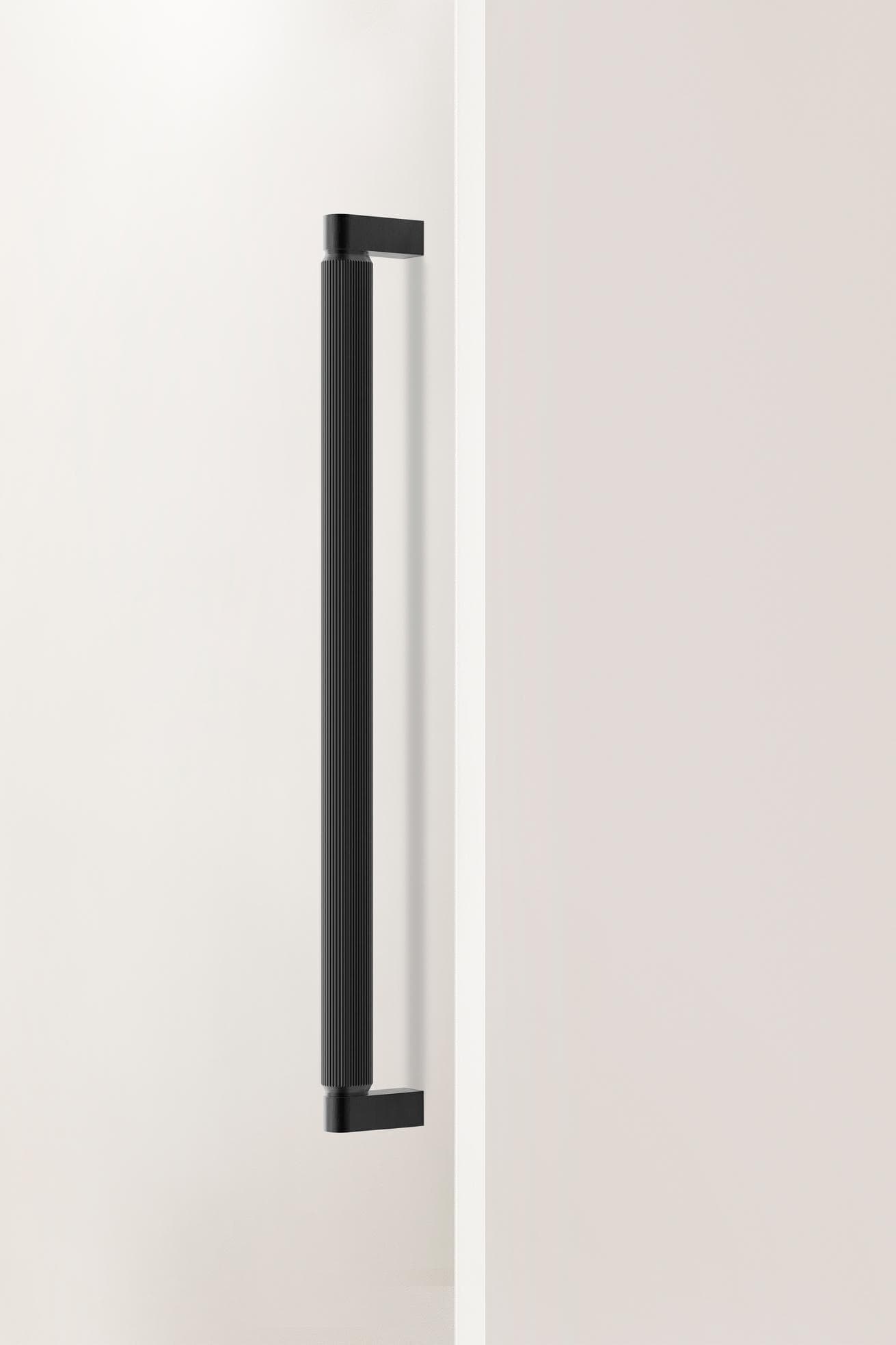 Brooklyn Big | Pull Bar i Børstet Sort - En sidet montering Viefe FINICC