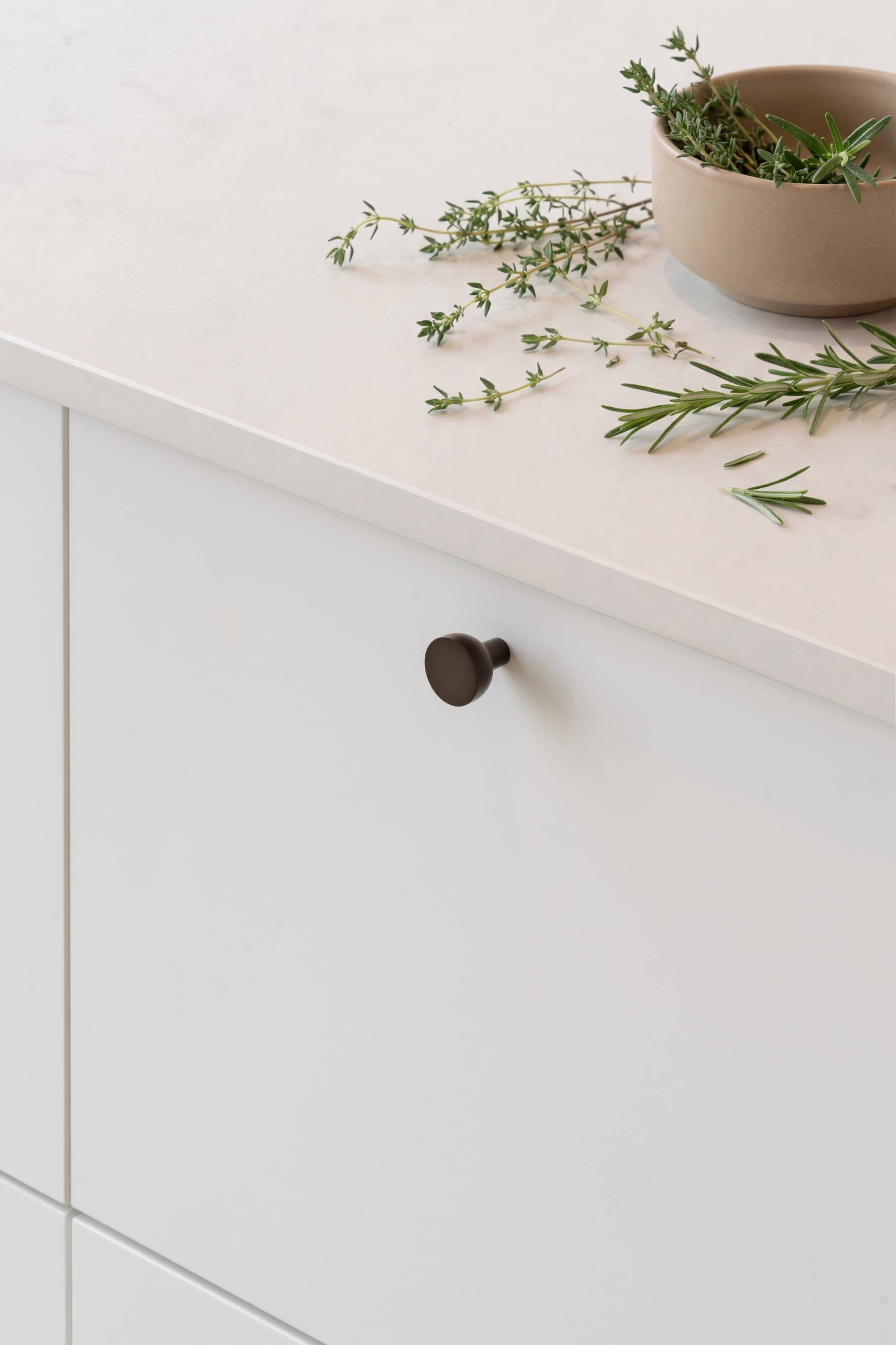 Copenhagen | Knop i Bruneret Messing med Lak Ø 25 mm x D 25 mm Beslag Design BD-304428-11 FINICC