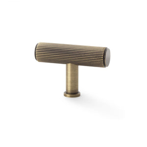 Crispin T-Bar Reeded | Greb/Knop i Antik Messing