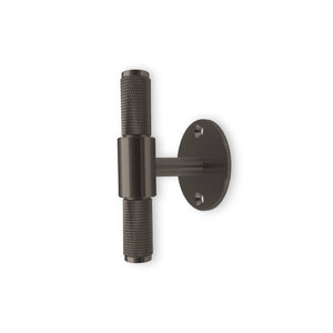 Cross T-Bar Plate | Greb/Knop i Bruneret Messing (Smoked Bronze) med bagplade