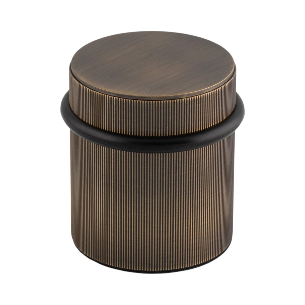 Gravity Reeded | Dørstopper i Antik Messing med Lak - fritstående Alexander & Wilks AW605R-62-AB FINICC
