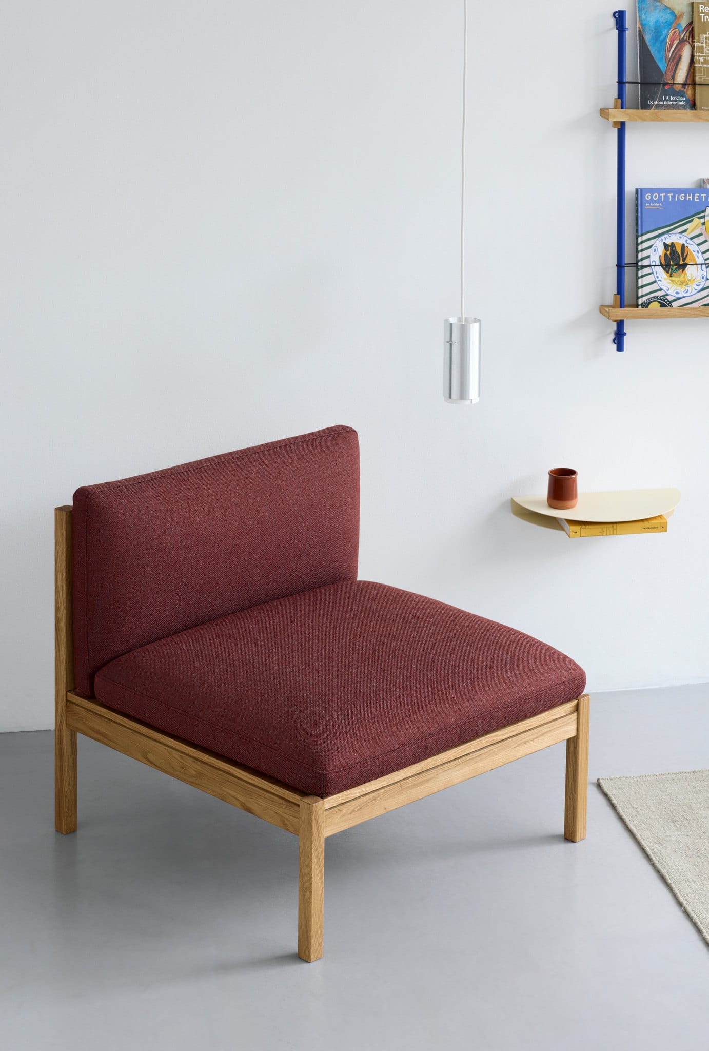 Half Moon Shelf | Hylde i Sand Moebe FINICC