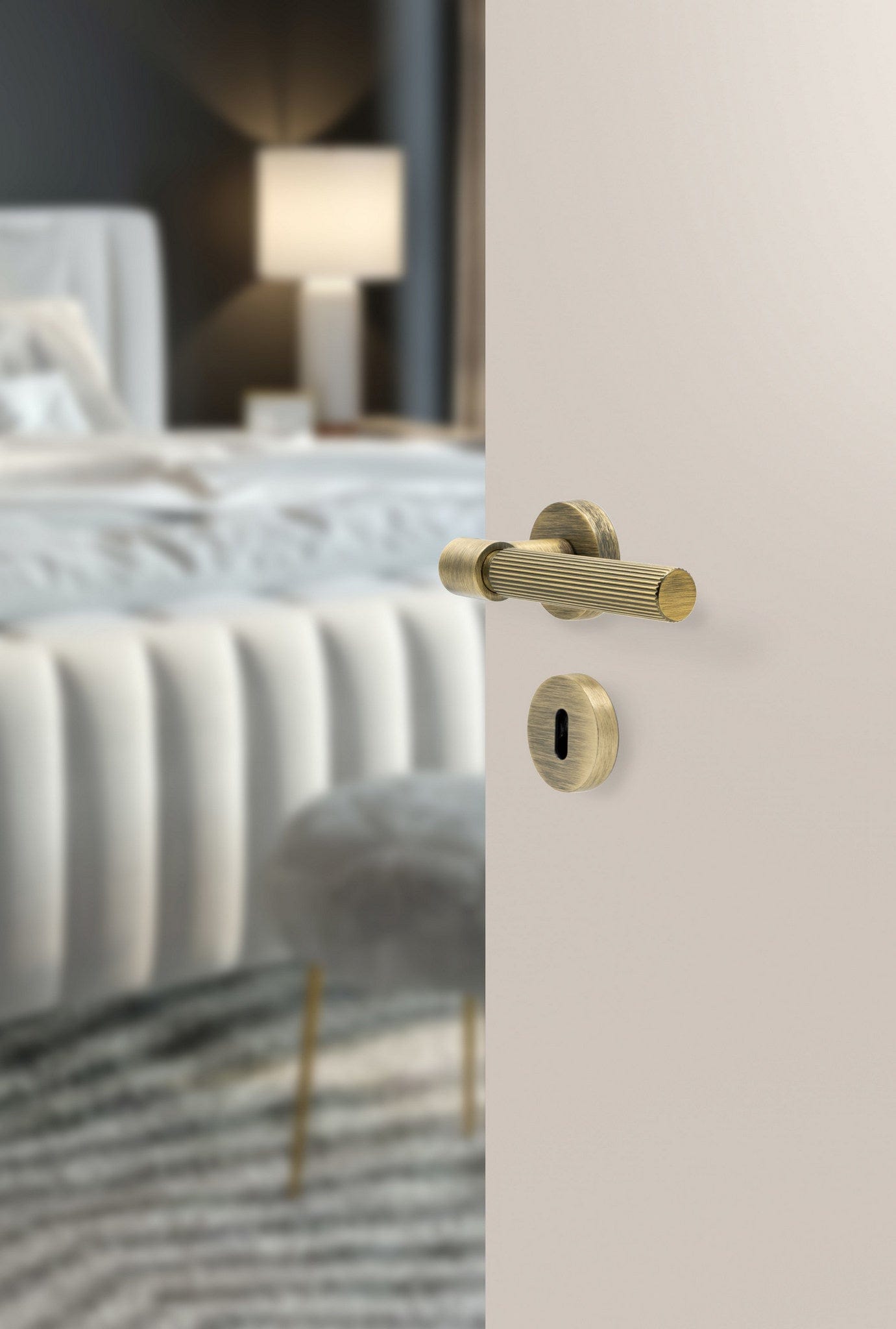 Helix Stripe | Dørhåndtag i Antik Bronze L 150 mm (C/C 30 mm) Beslag Design 752011-41 FINICC