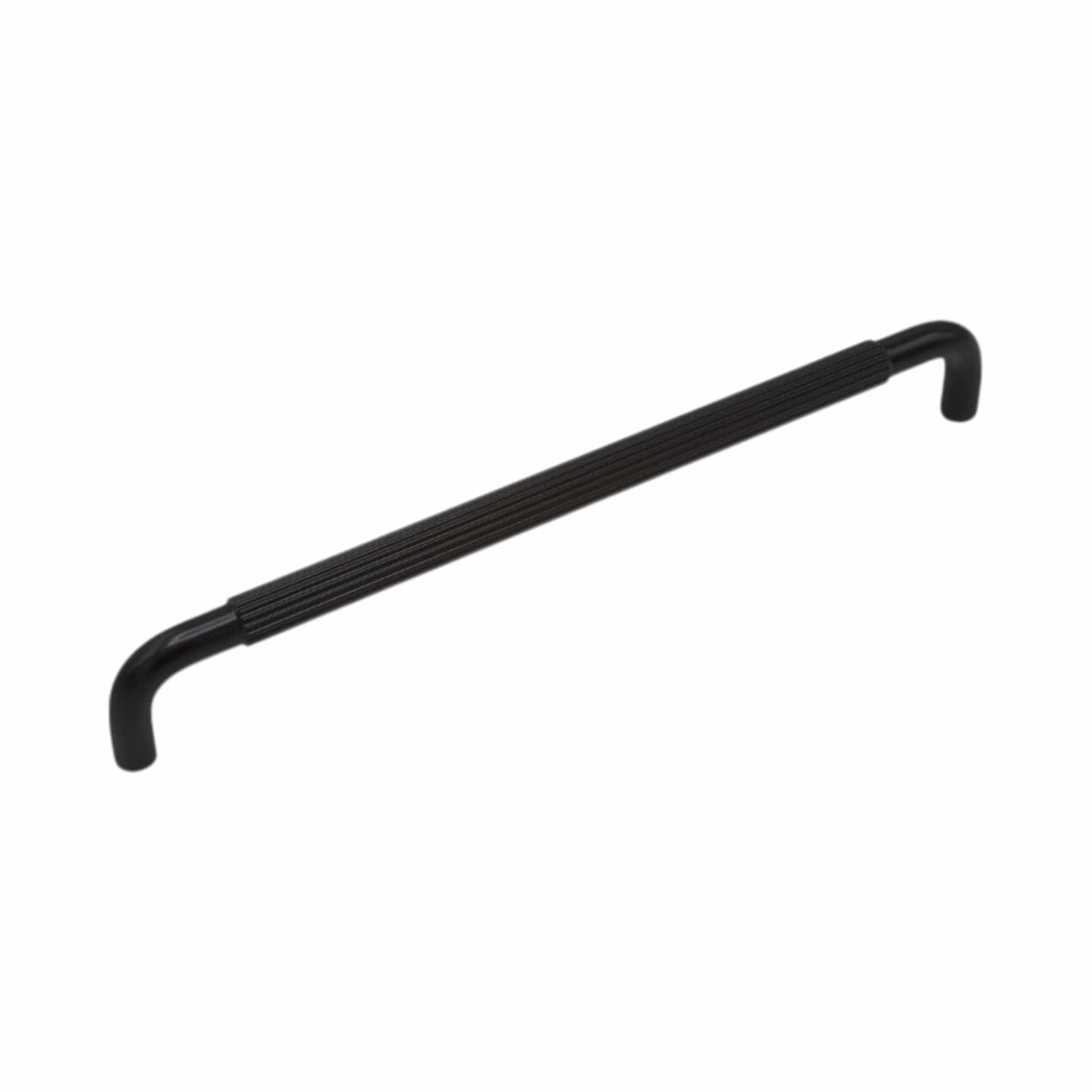Helix Stripe | Greb i Mat Sort L 234 mm (C/C 224 mm) Beslag Design 309290-11 FINICC