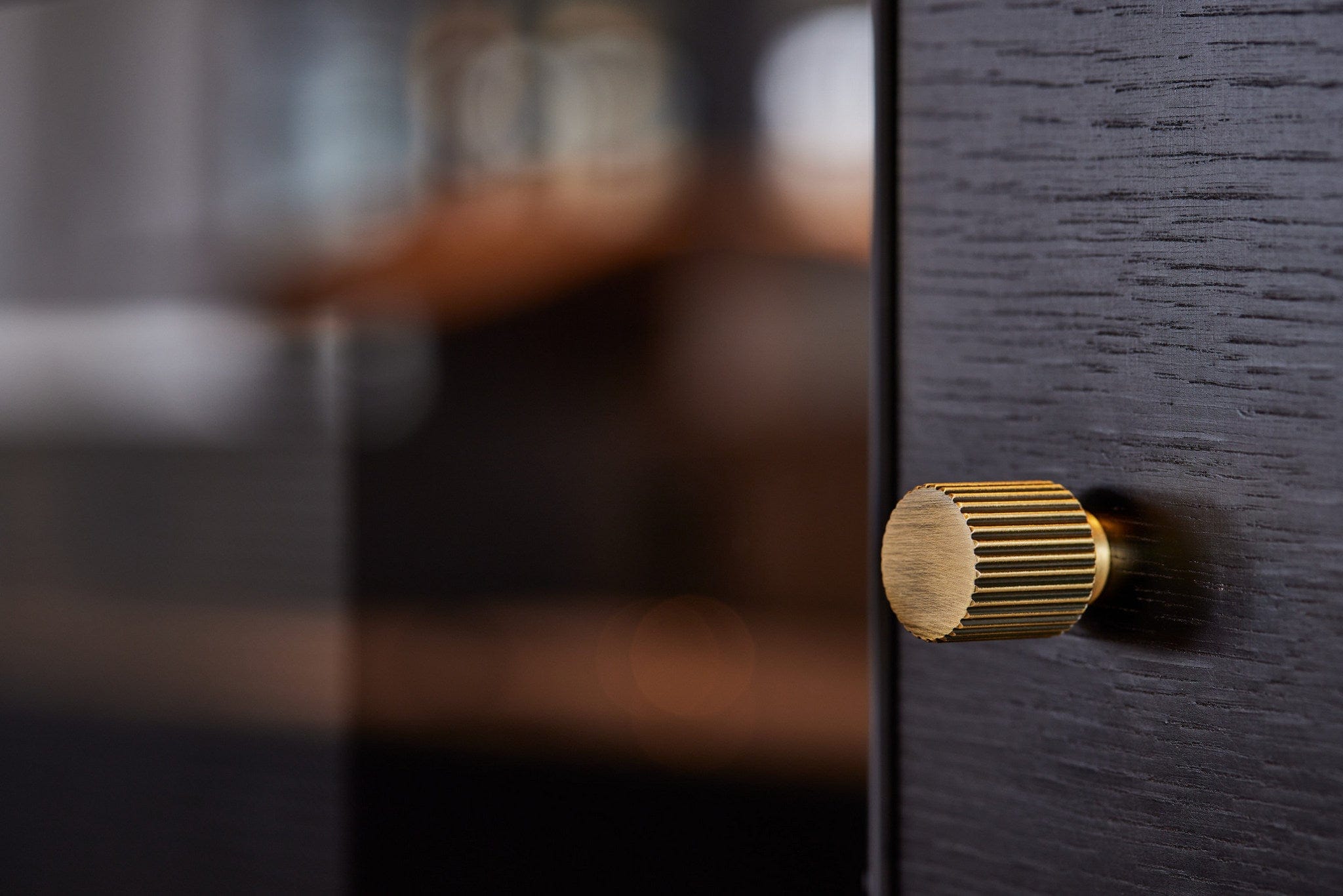 Helix Stripe | Knop i Antik Bronze Beslag Design FINICC