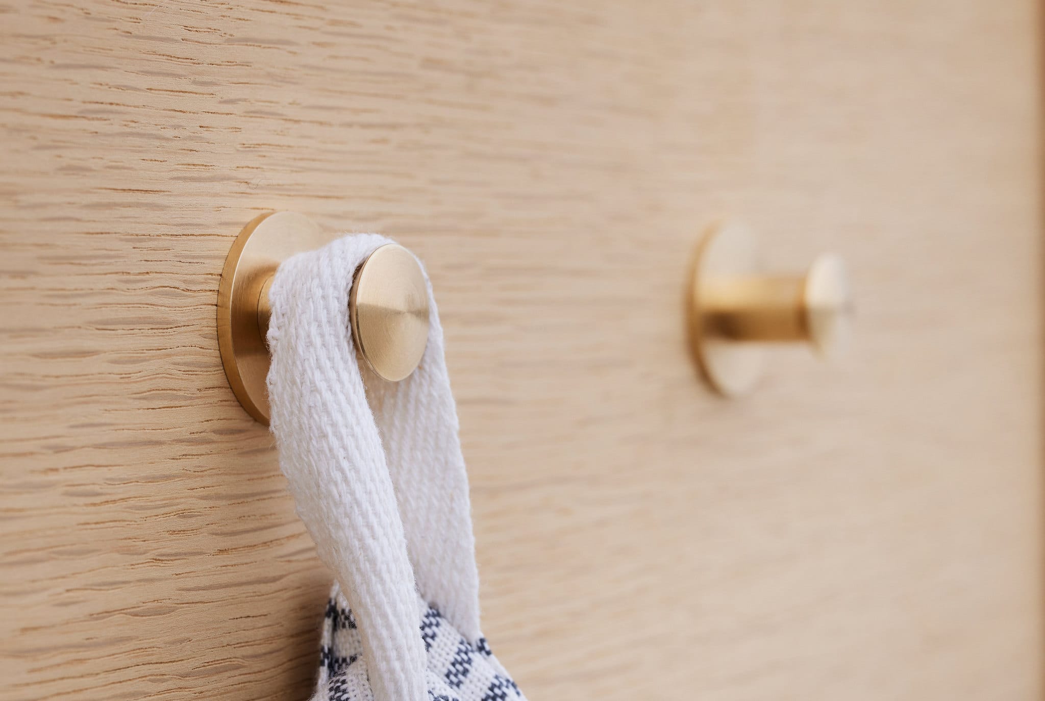 Knob | Knop/Knage i Børstet Messing uden Lak Ø 45 mm Moebe MB-KNOBR FINICC