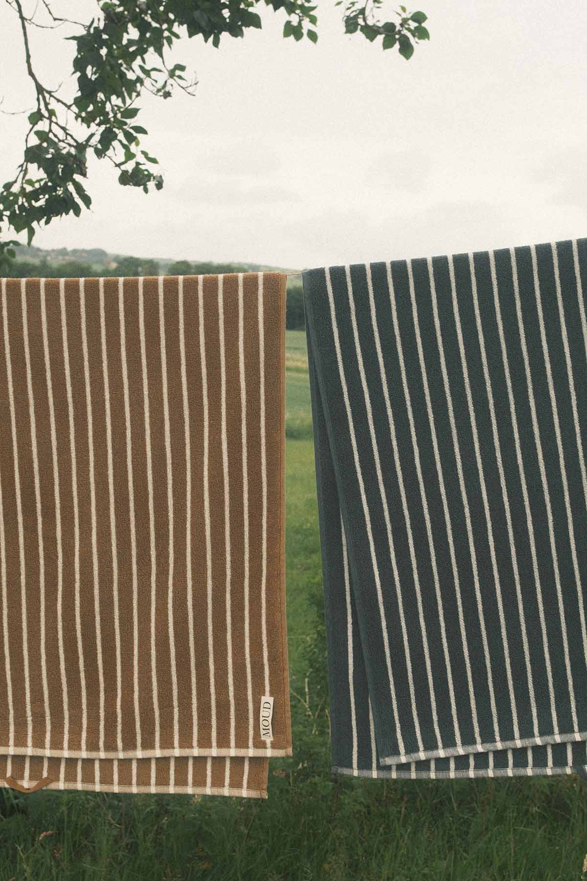 Lino | Håndklæde i Moss Green MOUD home FINICC