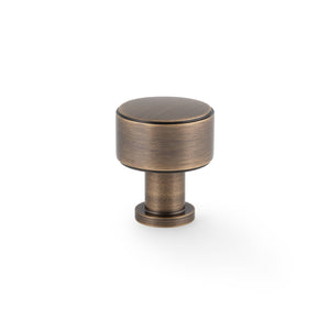 Lucia Plain | Knop i Antik Messing