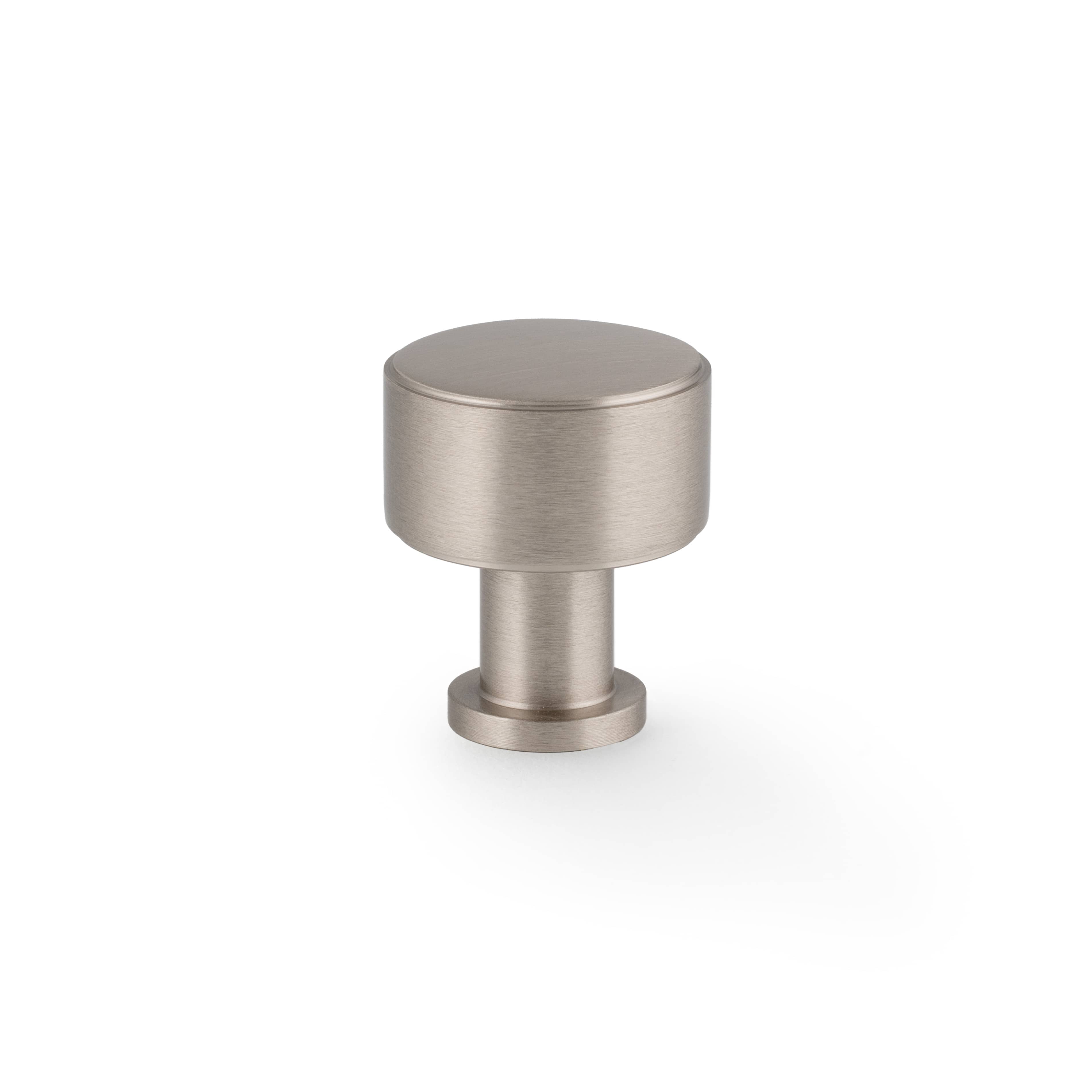 Lucia Plain | Knop i Rustfri Stål finish Ø 29 mm x D 34,5 mm Alexander and Wilks AW807P-29-SN FINICC
