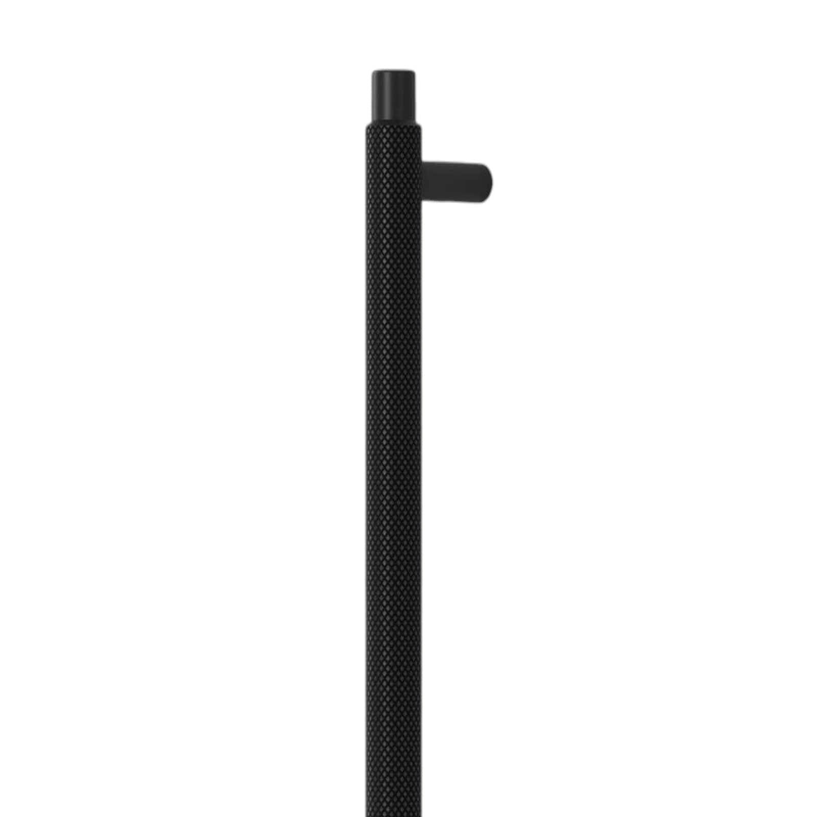 Manor | Greb i Mat Sort L 694 mm (C/C: 640 mm) Furnipart FP-548930640-99 FINICC