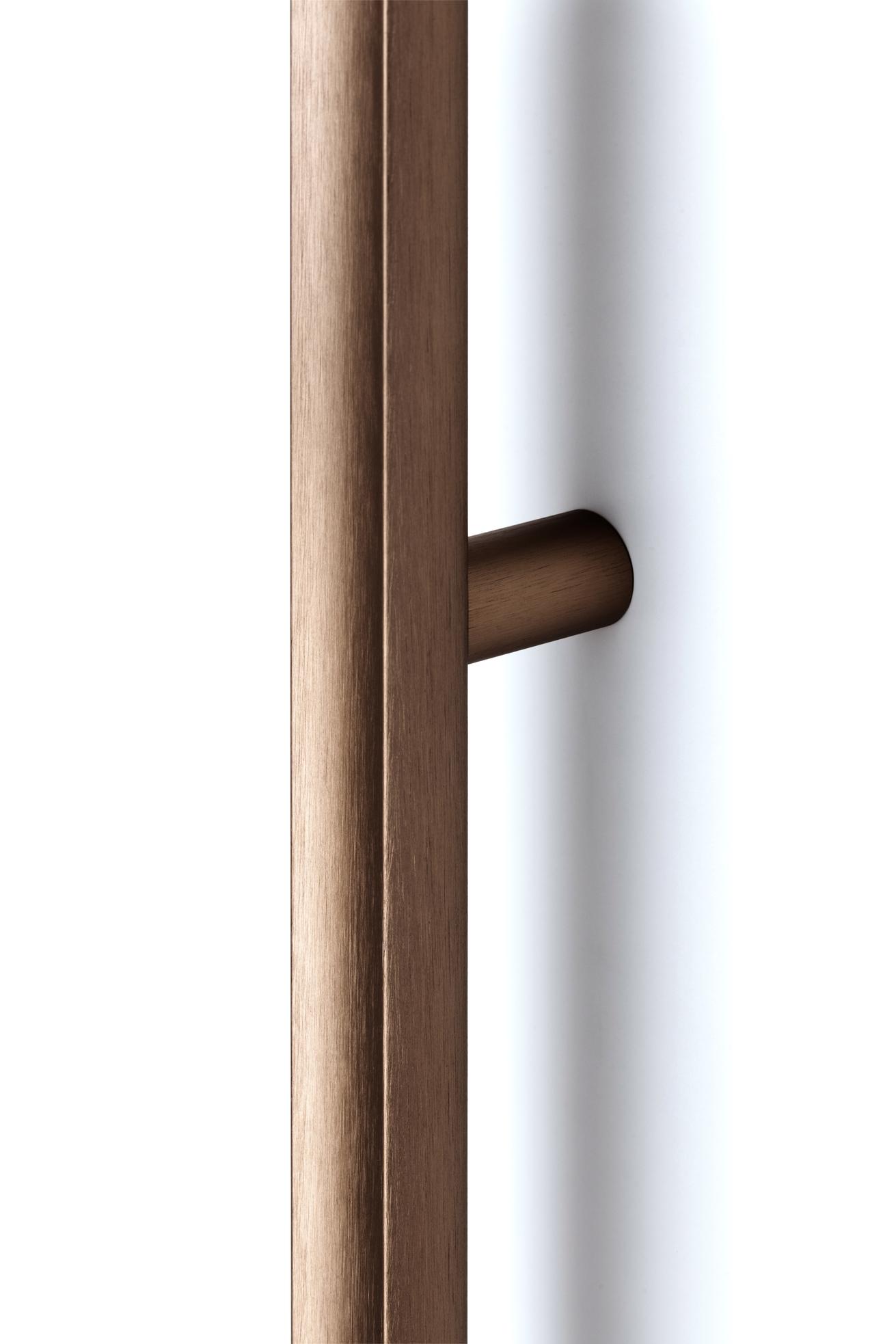 Moon Big | Pull Bar i Bronze finish - Dobbeltside montering Viefe FINICC