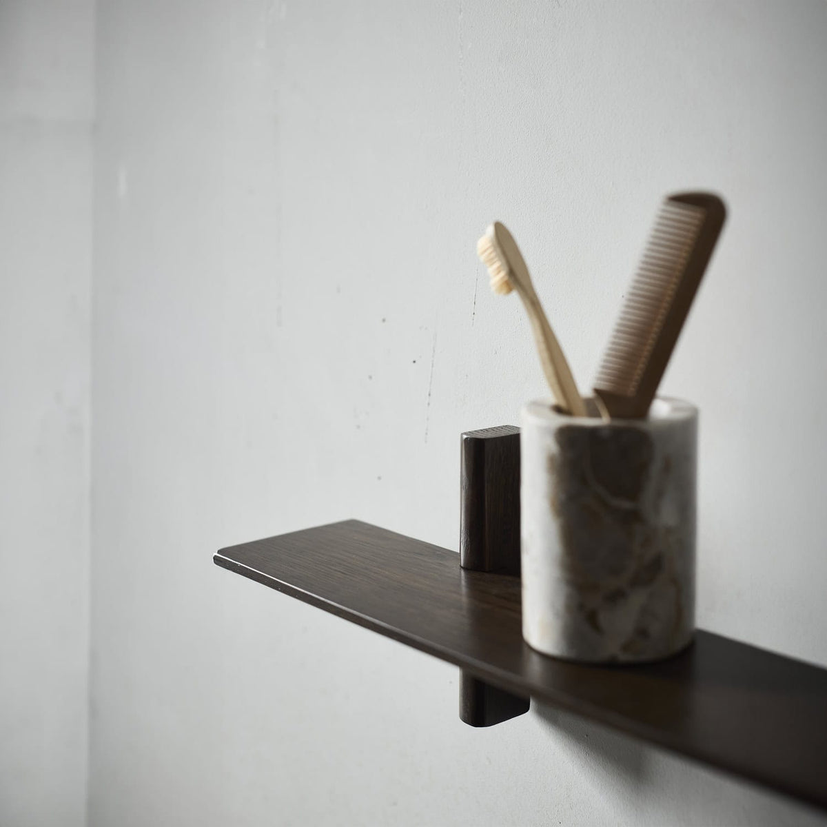 Noir Single Small | Hylde i Mørkbejdset Eg L 50 cm x D 12 cm Muubs MU-9340000138 FINICC