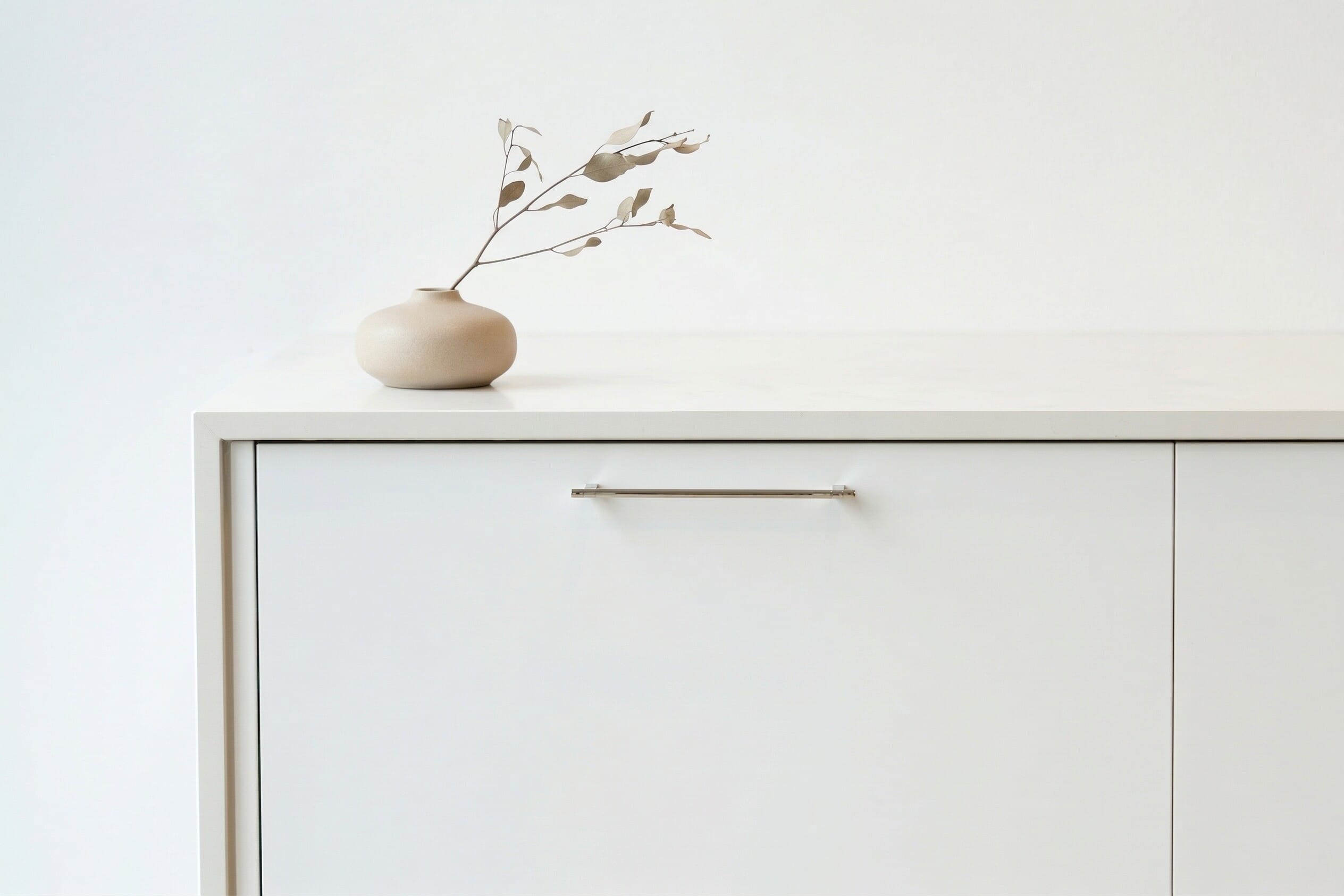 Petit | Greb i Rustfrit Stål finish Beslag Design FINICC