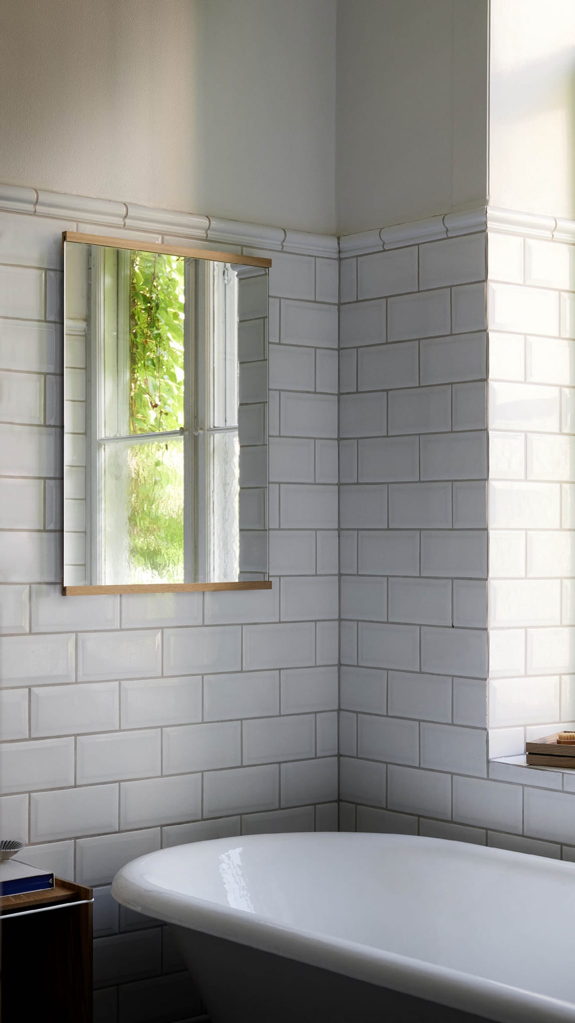 Rectangular Wall Mirror | Spejl i Lakeret Eg L 43,3 cm x B 30 cm Moebe MB-RWM30X40OA FINICC
