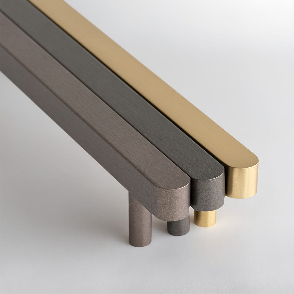 Rod | Greb i Børstet Guld finish L 210 mm (C/C 160 mm) Beslag Design BD-308481-11 FINICC