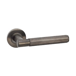 Spitfire Cross | Dørhåndtag i Dark Bronze