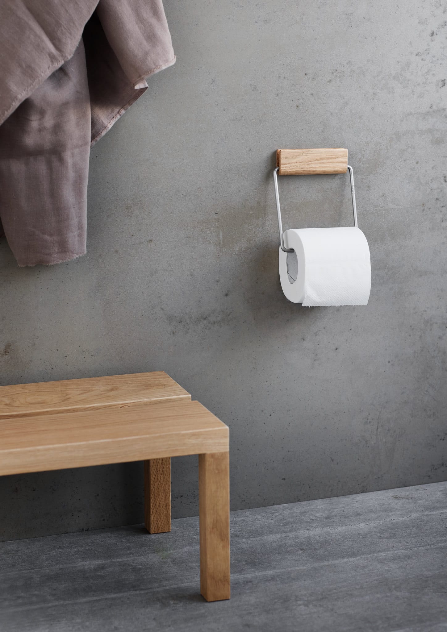 Toilet Roll Holder | Toiletrulleholder i Eg/Stål Moebe MB-TRHOST FINICC