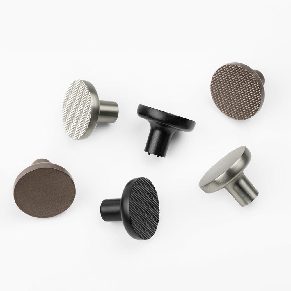 Vibe Grip | Knop i Børstet Rustfrit Stål Finish Ø 38 mm x D 28 mm Beslag Design 308441-11 FINICC