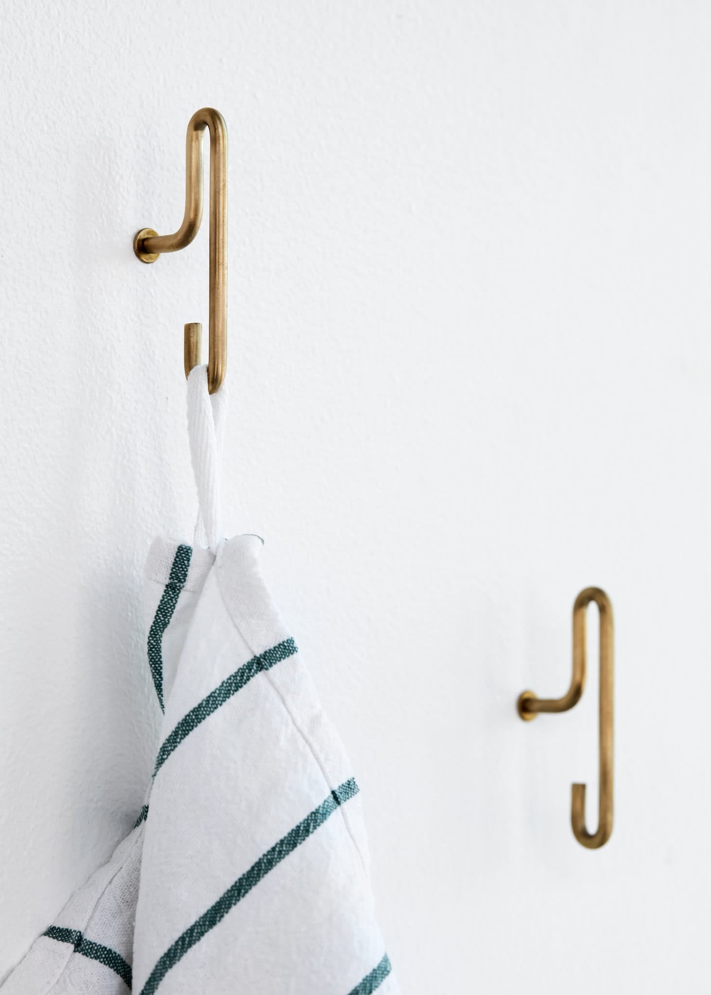 Wall Hook Small | Knage i Guld - Sæt med 2 stk. L 7,9 cm Moebe MB-WHMGS FINICC