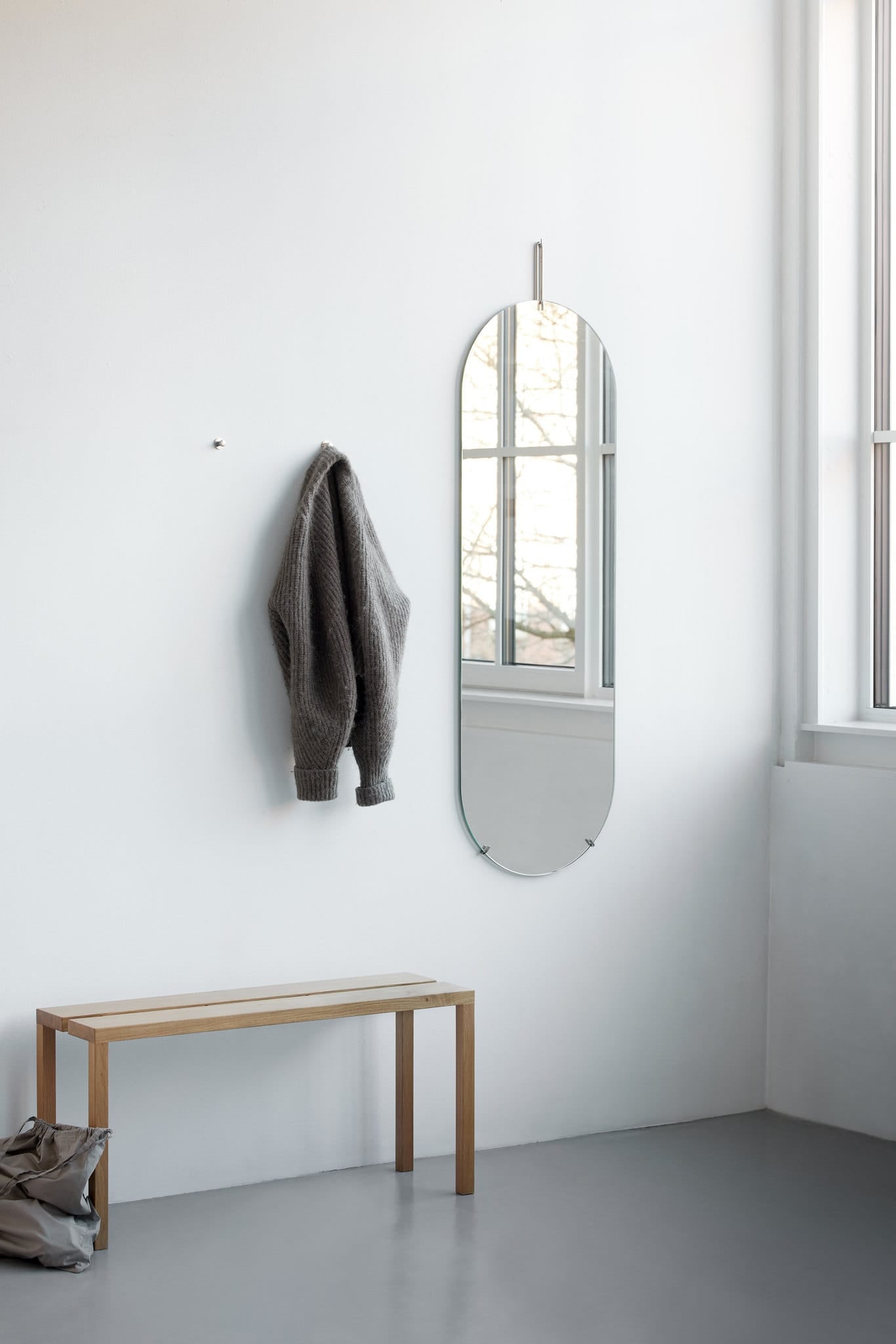 Wall Mirror Large | Spejl i Stål L 146,9 cm x B 40,4 cm Moebe MB-WMSS133 FINICC