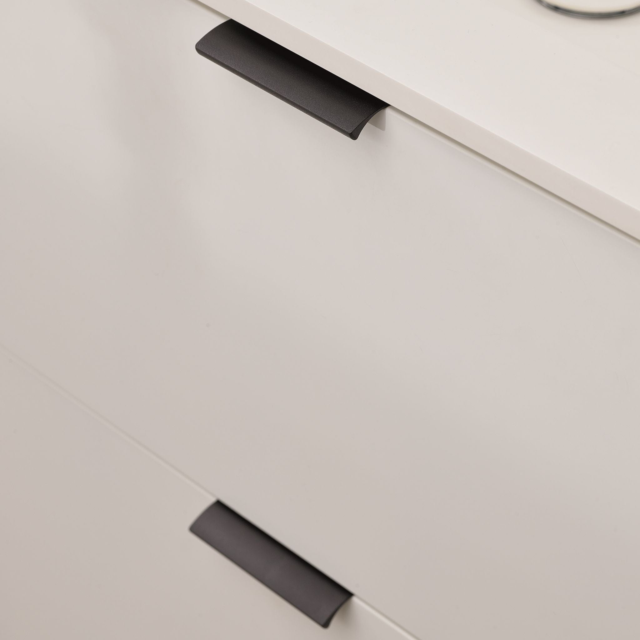 Edge Straight | Greb i Børstet Mat Sort Furnipart FINICC
