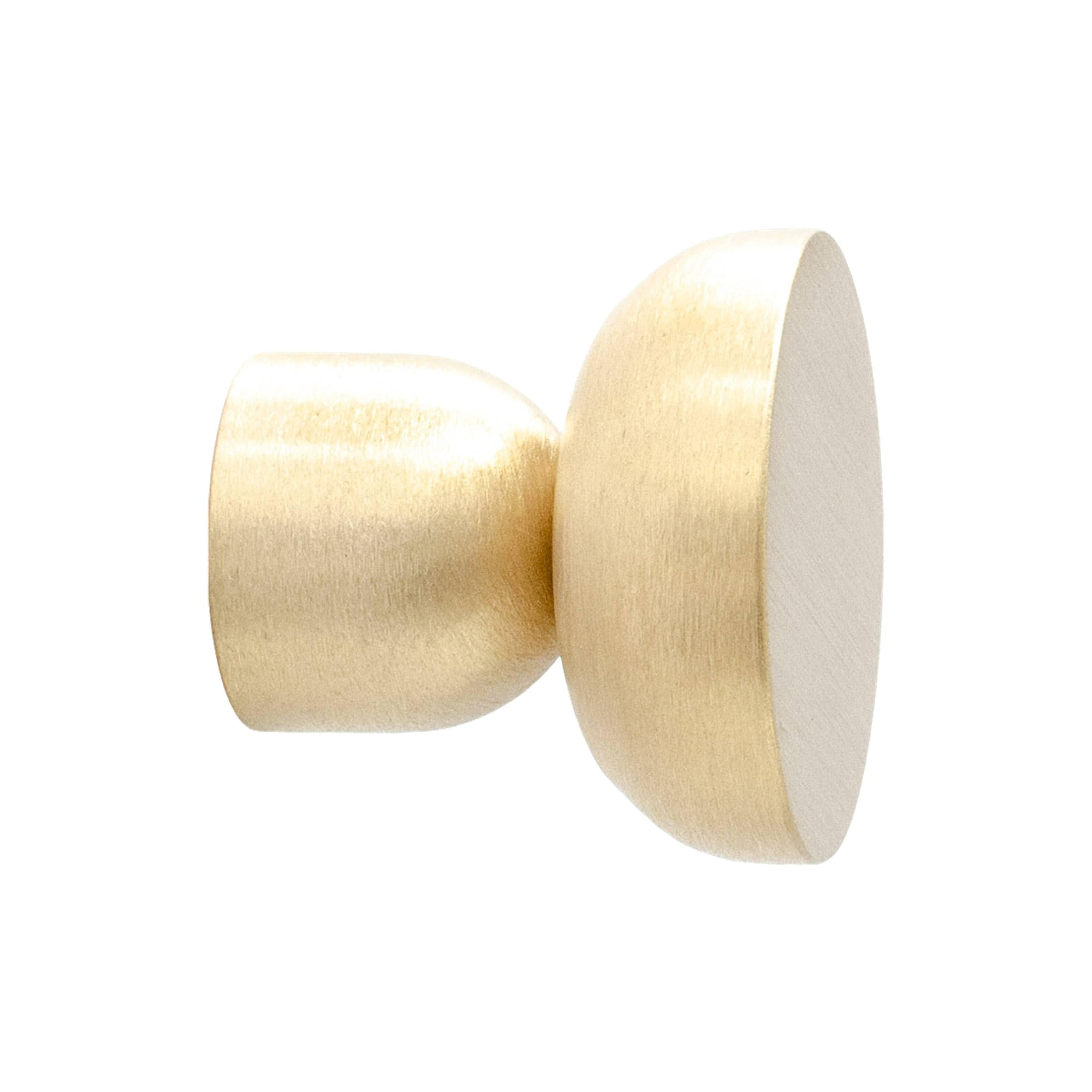 Kokeshi 3032  | Knop/Knage i Børstet Messing uden Lak Ø 30 mm x D 32 mm BB Sweden BB-KN52MB FINICC