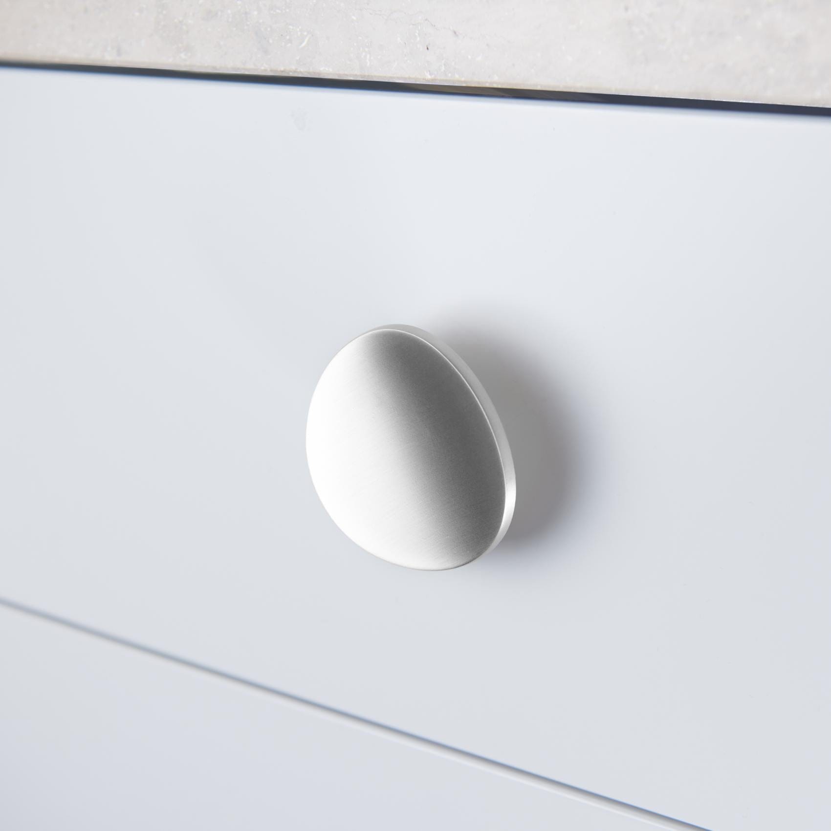 Särö | Knop i Børstet Rustfrit Stål Finish | 2 stk Ø 70 mm x D 30 mm Twentytwo TF-908627 FINICC